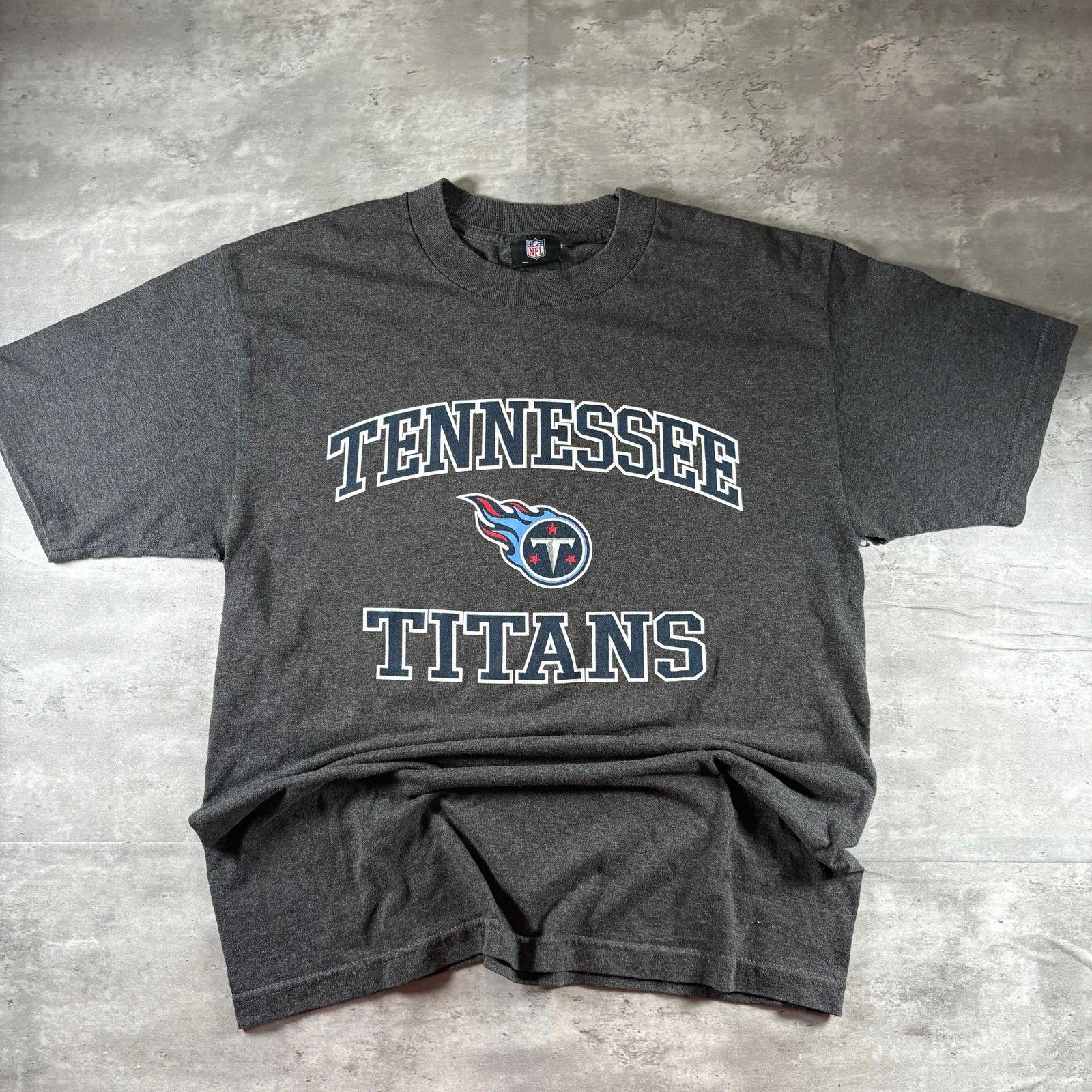 NFL Y2K vintage titans t shirt Size US L / EU 52-54 / 3 - 1 Thumbnail