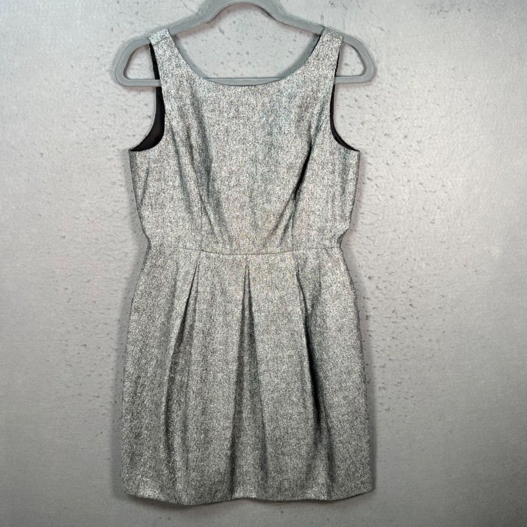 White House Black Market White House Black Market Silver Metallic Sleeveless Sheath Dress Womens Size 6 Size M / US 6-8 / IT 42-44 - 2 Thumbnail