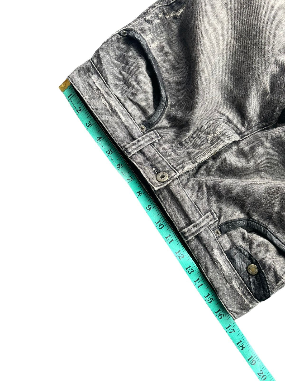 Dolce & Gabbana × If Six Was Nine × Le Grande Bleu (L.G.B.) Vintage Dolce & Gabbana Distresed Denim Size US 33 - 21 Thumbnail