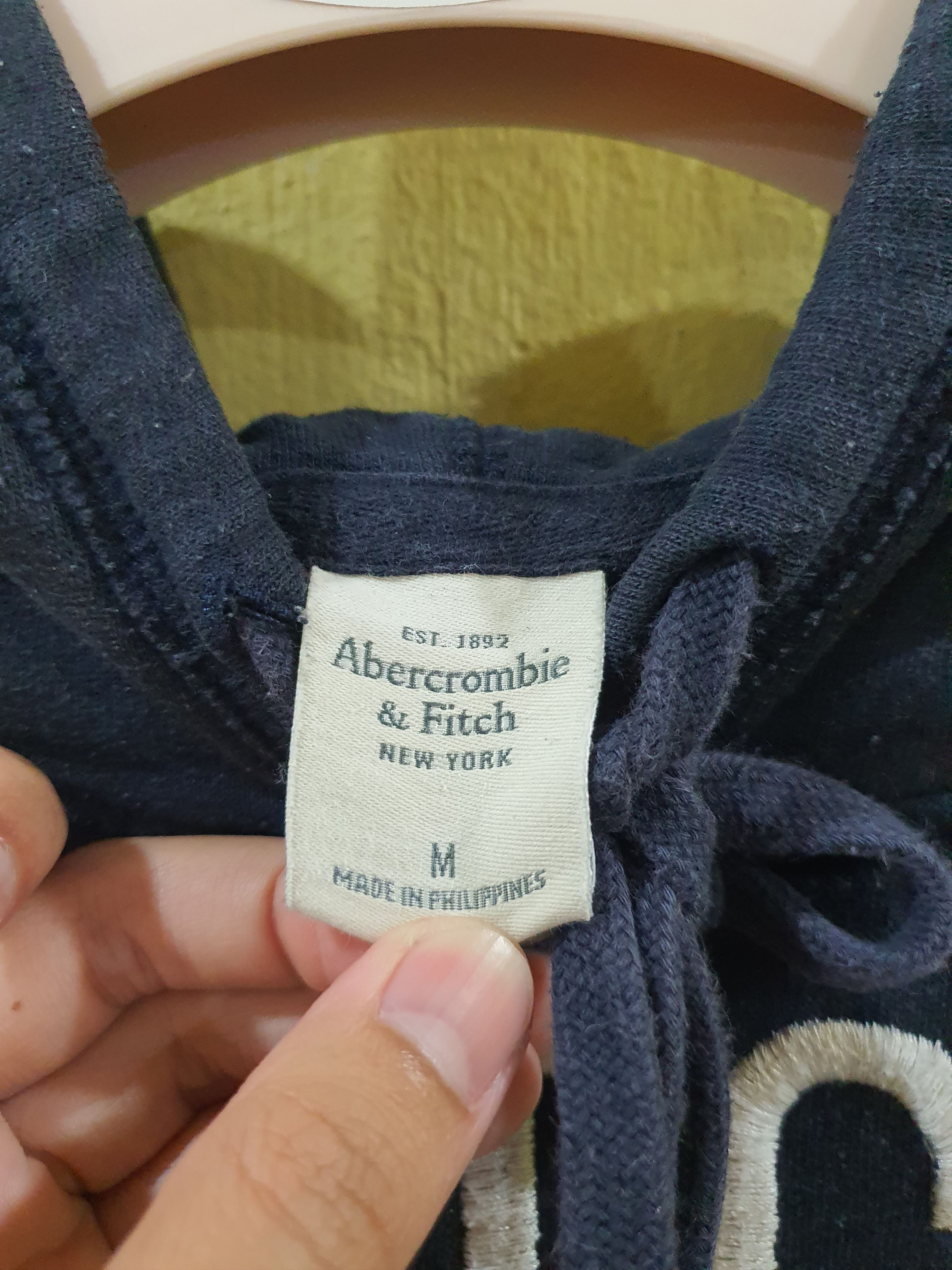 Abercrombie & Fitch Abercrombie & Fitch pullover hoodie Size US M / EU 48-50 / 2 - 4 Thumbnail
