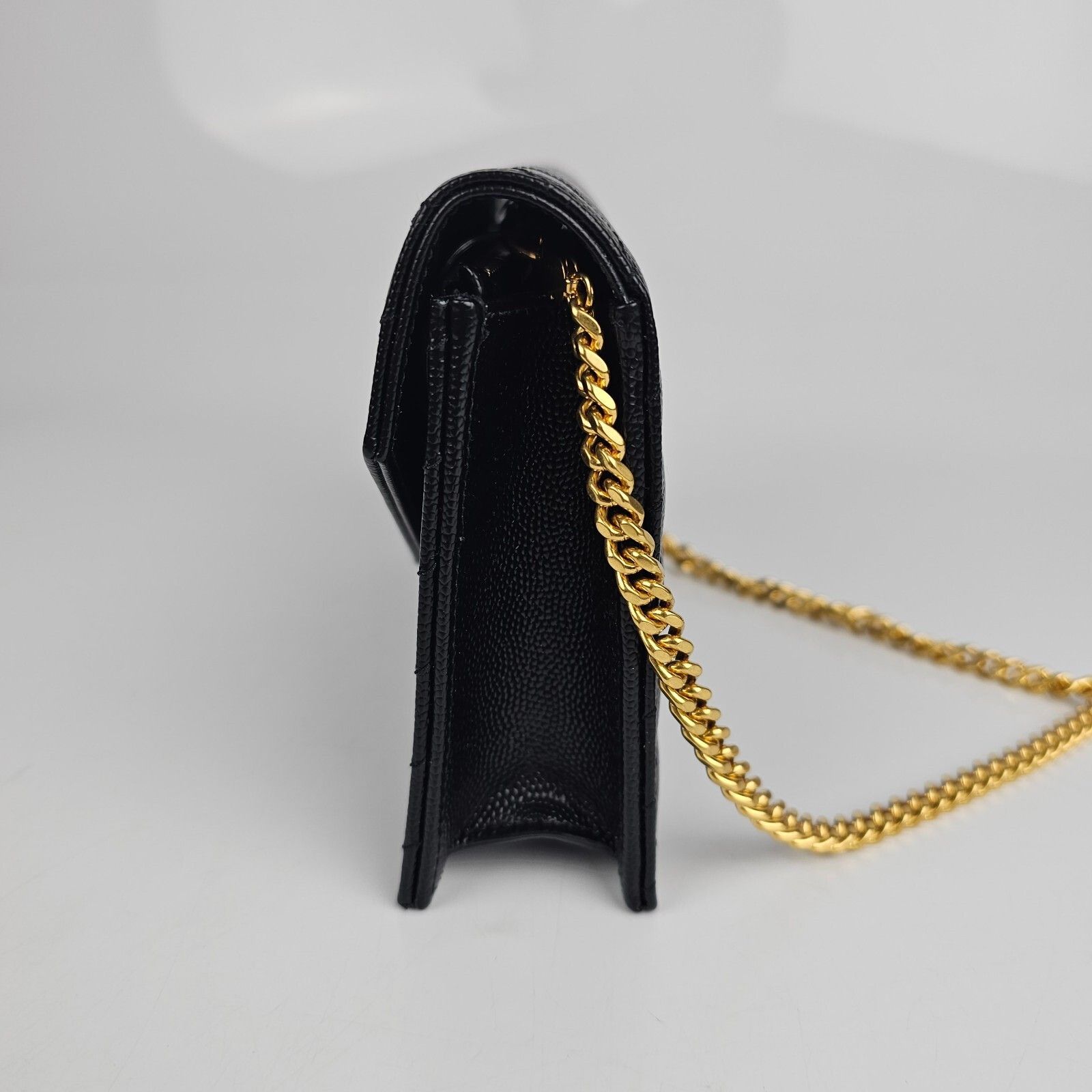 Saint Laurent Paris SAINT LAURENT Cassandre Envelope Black/Gold Grained Leather Size ONE SIZE - 6 Thumbnail