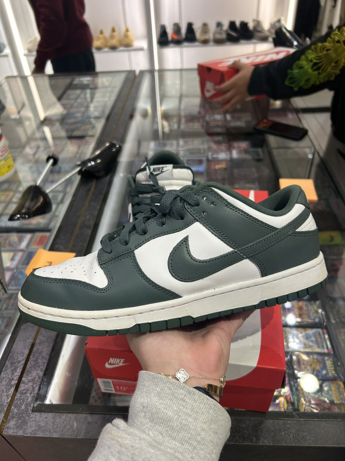 Nike Nike Dunk Low Vintage Green Size US 10.5 / EU 43-44 - 2 Thumbnail