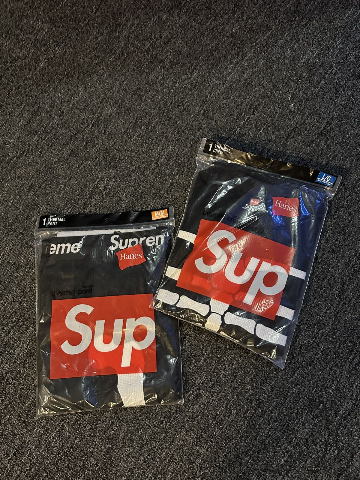 Hanes × Supreme Supreme Hanes thermal bones set Size US M / EU 48-50 / 2 - 1 Thumbnail