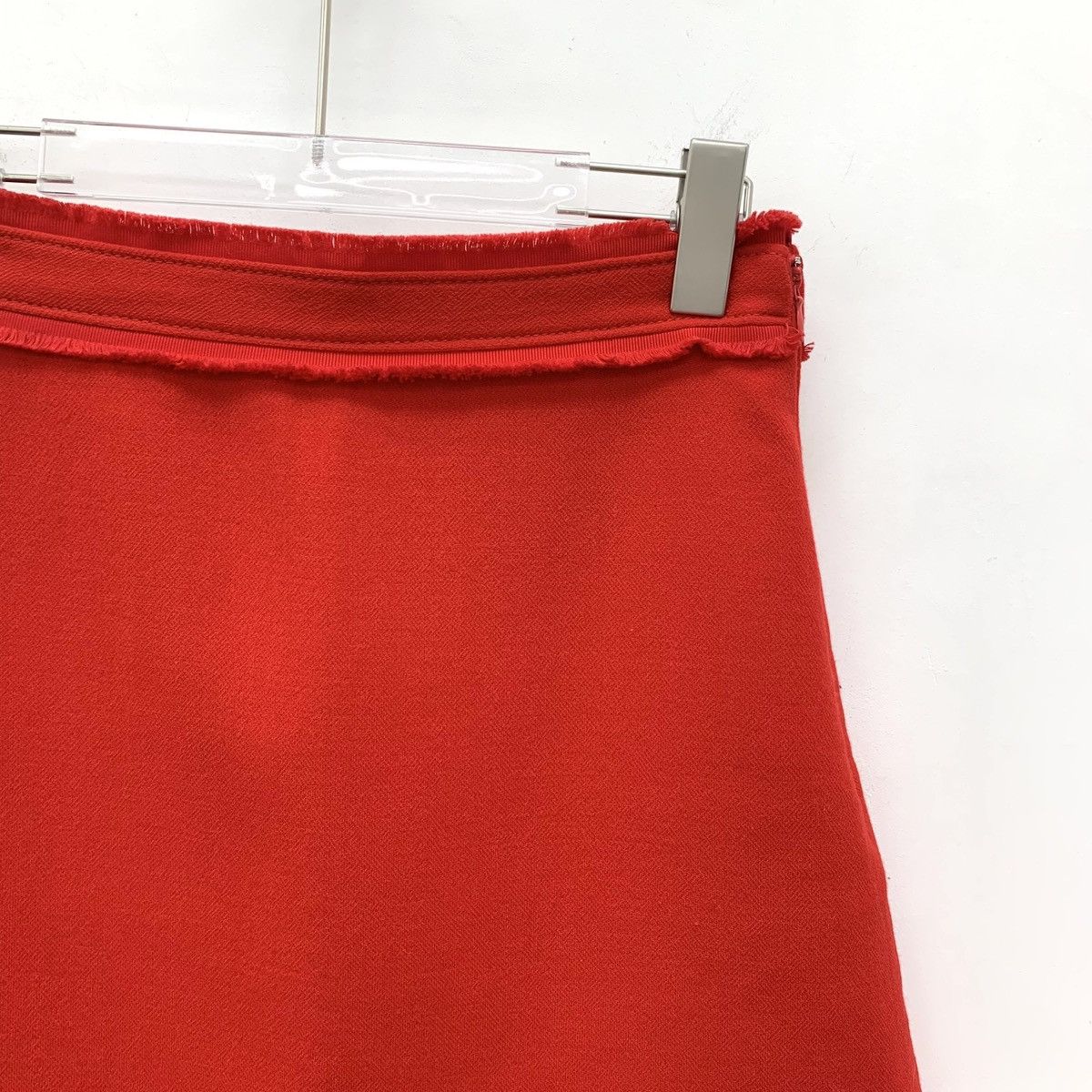 Miu Miu Miu Miu Red Lace Trim Wool Casual Skirt K26WX Size 28" / US 6 / IT 42 - 3 Thumbnail