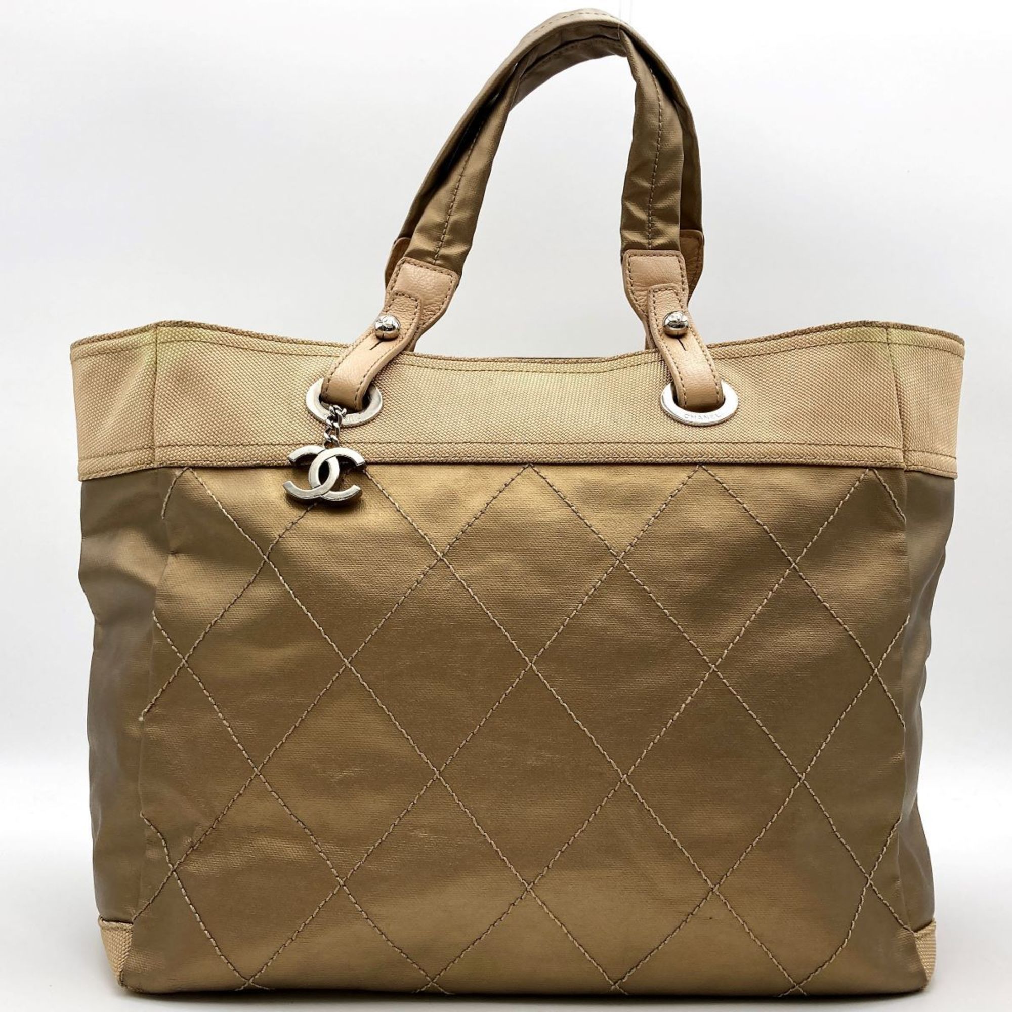網上選購Chanel Pre-loved CHANEL Paris Biarritz GM Handbag tote bag Coated canvas  leather Champagne Gold beige silver hardware 2023 系列