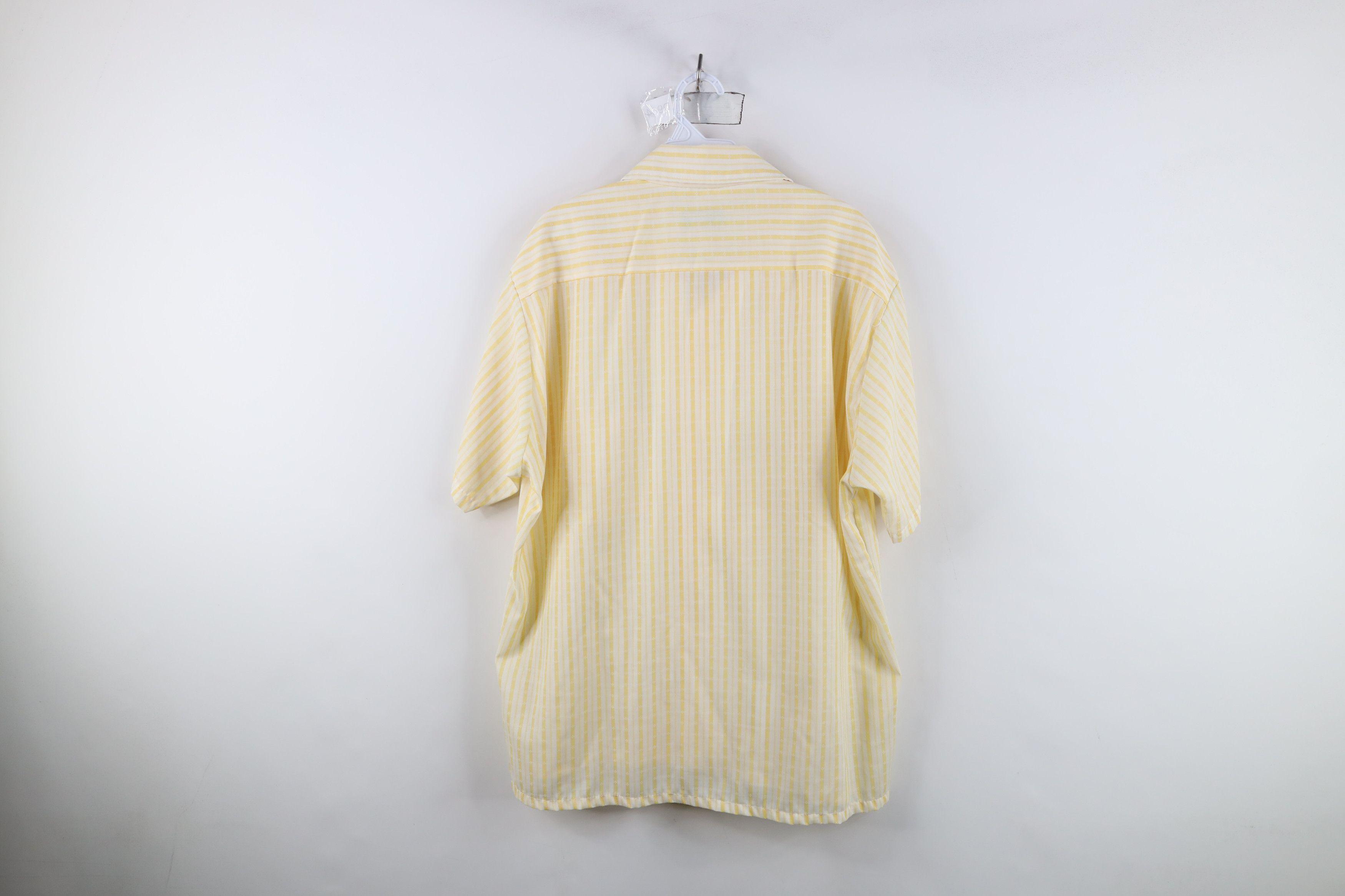 Vintage Vintage 70s Streetwear Striped Short Sleeve Button Shirt Size US XL / EU 56 / 4 - 10 Thumbnail