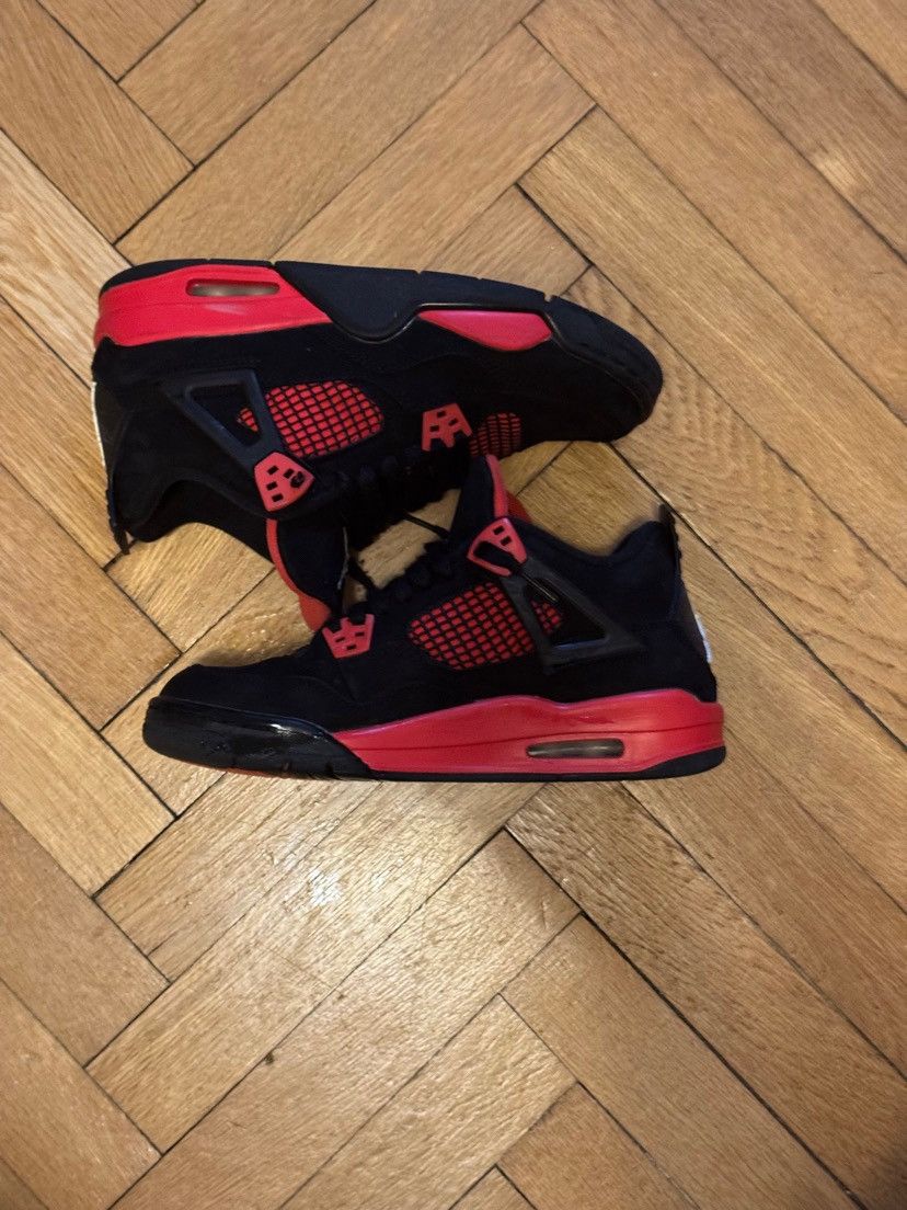 Jordan Brand Jordan 4 Red Thunders size 7 Size US 7 / EU 40 - 2 Thumbnail