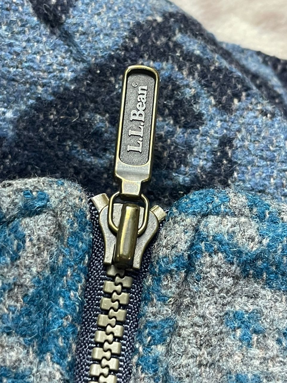 L.L. Bean Vintage 90's LL Bean Nordic Pattern Half zipper Fleece Size US M / EU 48-50 / 2 - 3 Thumbnail