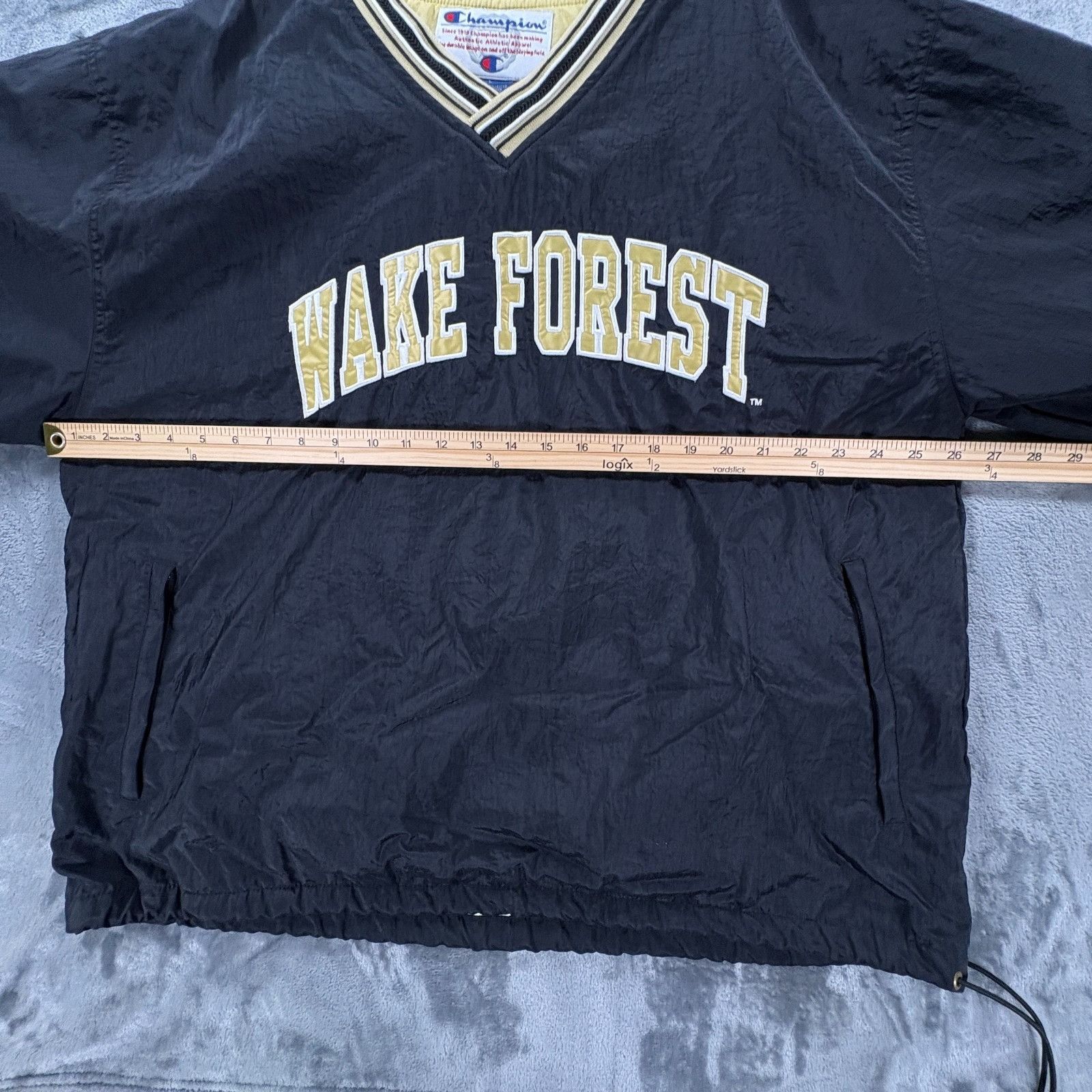 Champion Champion Wake Forest Vintage 90s Pullover Basketball Windbre Size US XL / EU 56 / 4 - 8 Thumbnail