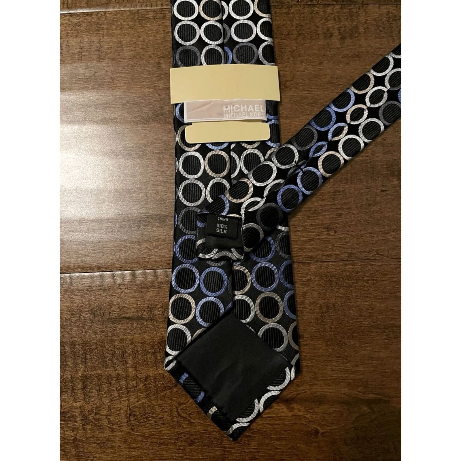 Michael Kors Michael Kors Navy Blue Silk Geometric Design Necktie - Men, Classic Width, 59.5" Length, New with Tags Size ONE SIZE - 2 Thumbnail