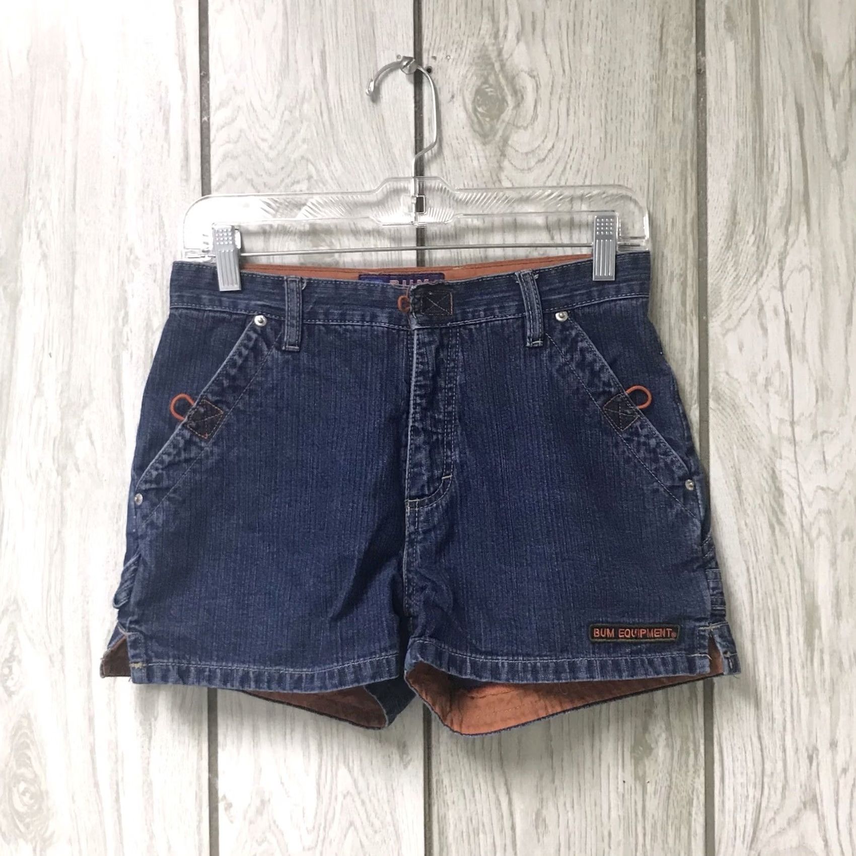 Vintage VINTAGE B.U.M. Equipment Jeans Shorts Women Dark Blue 90s Y2K Denim 5 2.5" Inseam Velcro Closure 4-Pocket Rotten? Size 27" / US 4 / IT 40 - 2 Thumbnail
