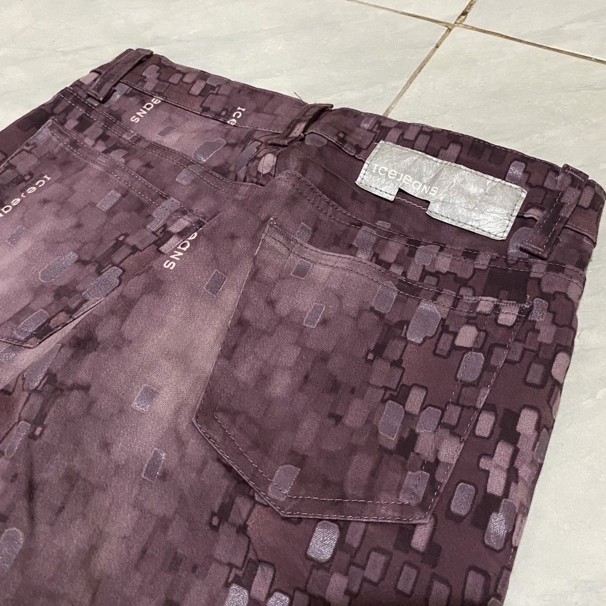 Iceberg × Vintage Icejeans by Iceberg Printed Streach Jeans Size 28" / US 6 / IT 42 - 6 Thumbnail