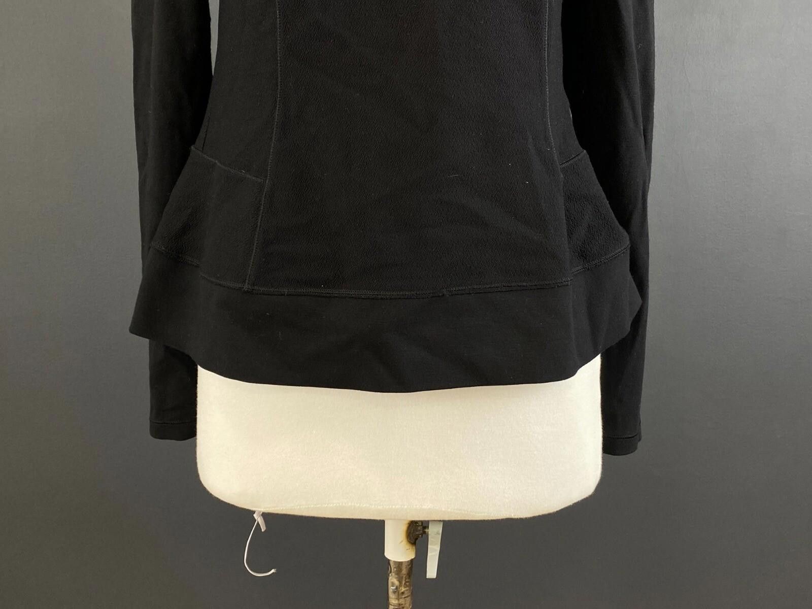 Errolson Hugh High Use by Claire Campbell Black Top Blouse Sz I 44 / USA 8 Size M / US 6-8 / IT 42-44 - 3 Thumbnail