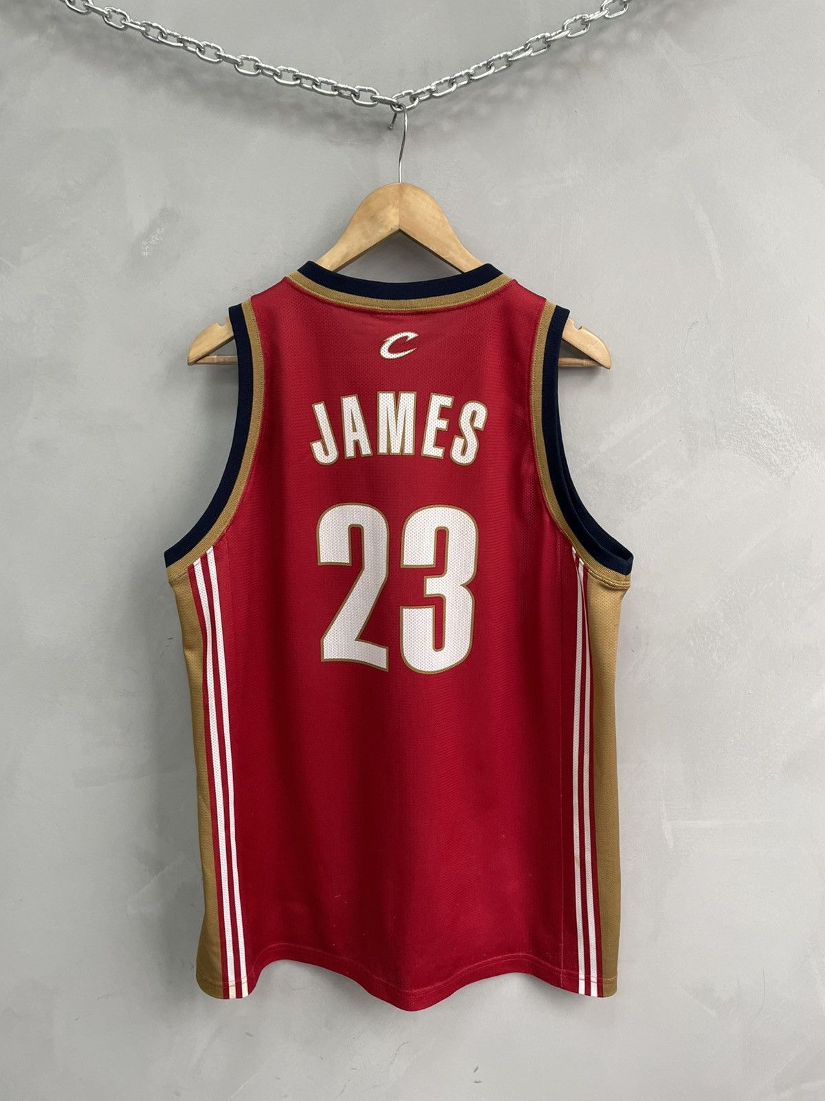 NBA Retro James 23 champion basketball jersey y2k Size US L / EU 52-54 / 3 - 1 Thumbnail