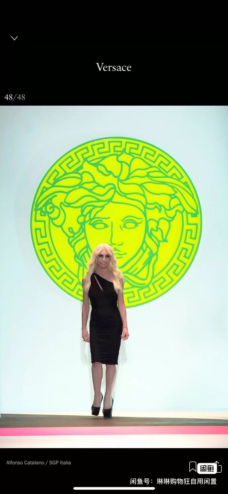 Versace Versace Fishbone shaping dress Size M / US 6-8 / IT 42-44 - 2 Thumbnail