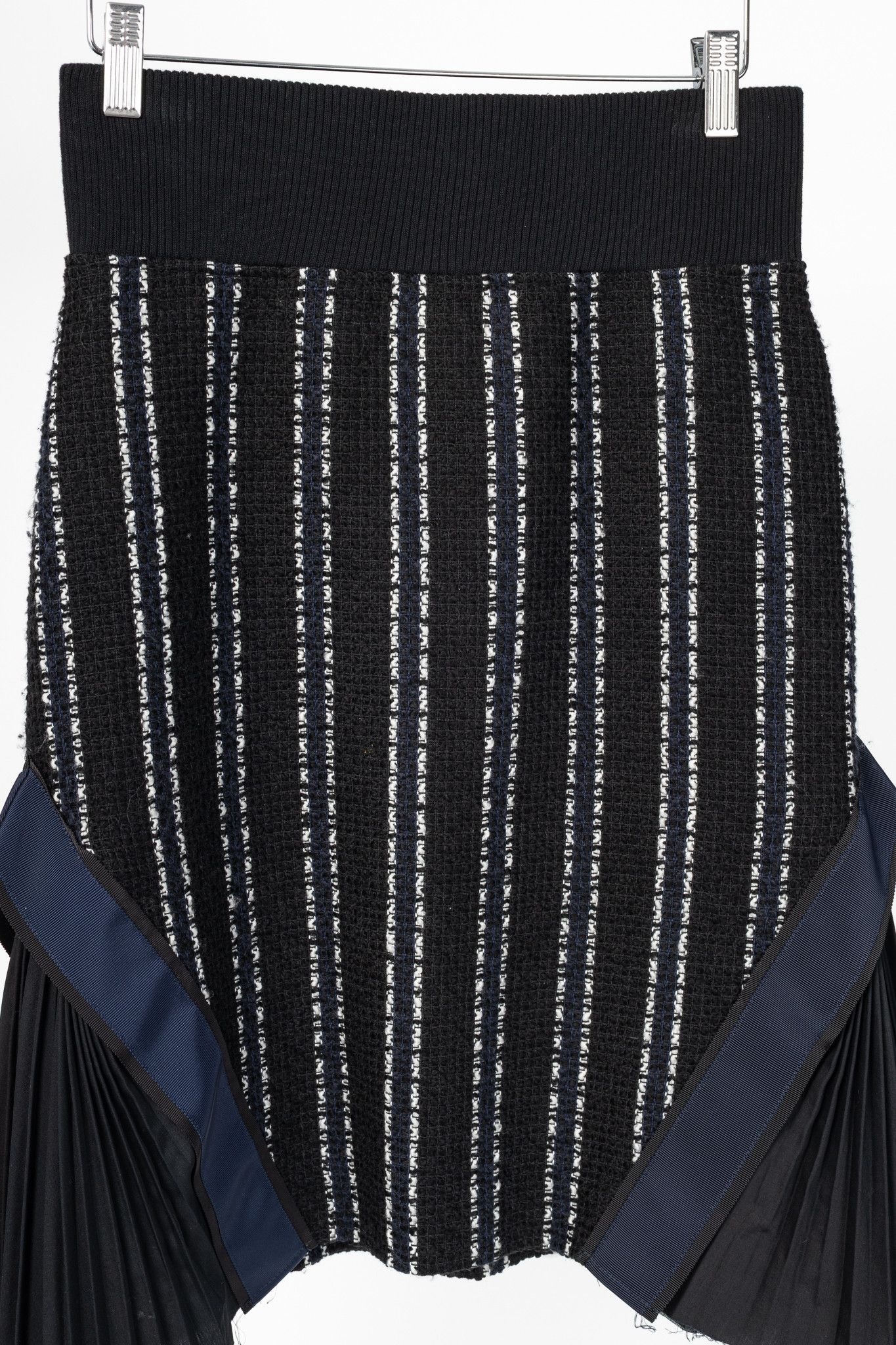 Sacai Sacai Luck R15 Black Striped Tweed Pleated-Trim Pencil Skirt Size 27" / US 4 / IT 40 - 3 Thumbnail