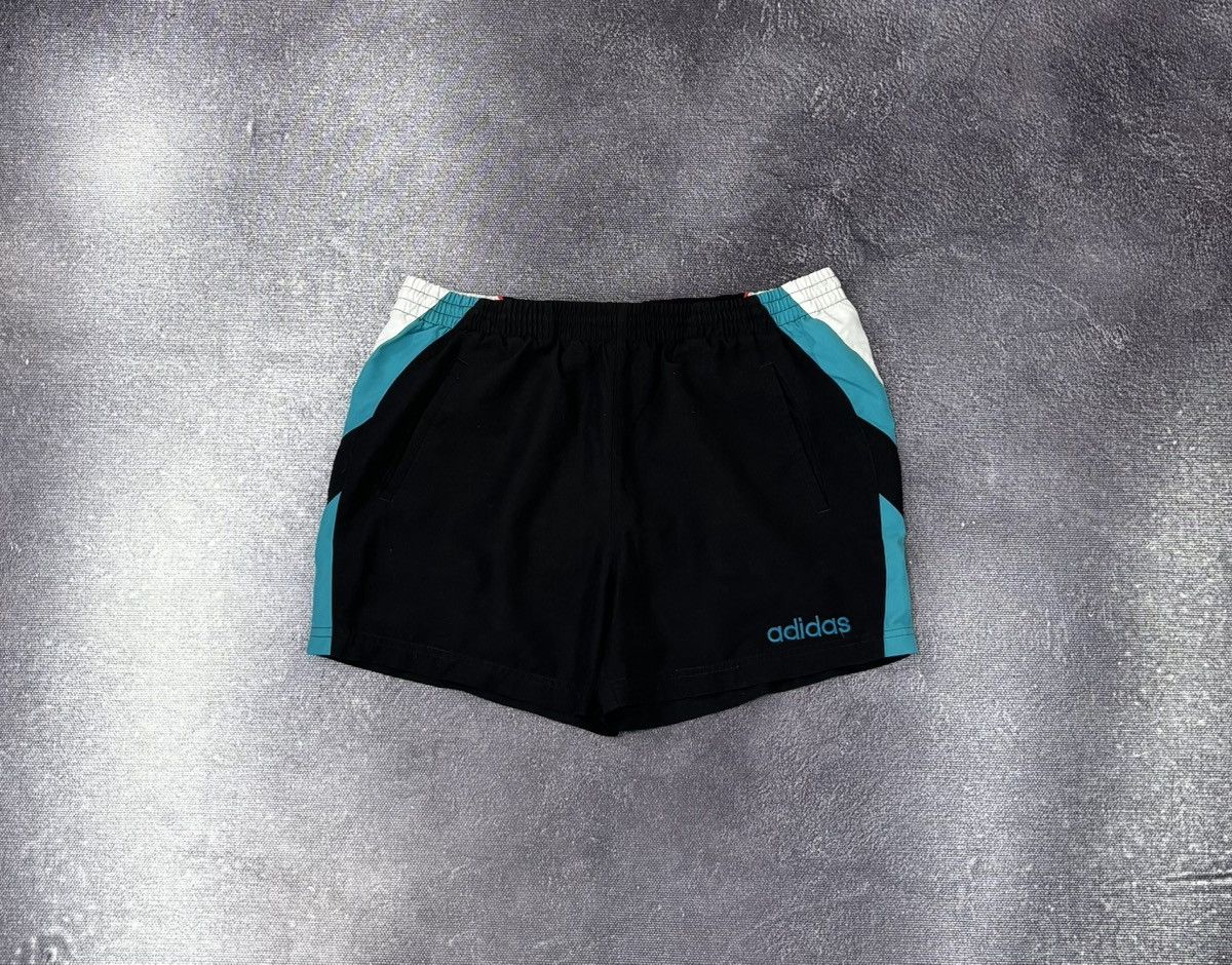 Adidas Vintage 90s Adidas Y2K Retro Hype Casual Shorts Size US 32 / EU 48 - 1 Thumbnail