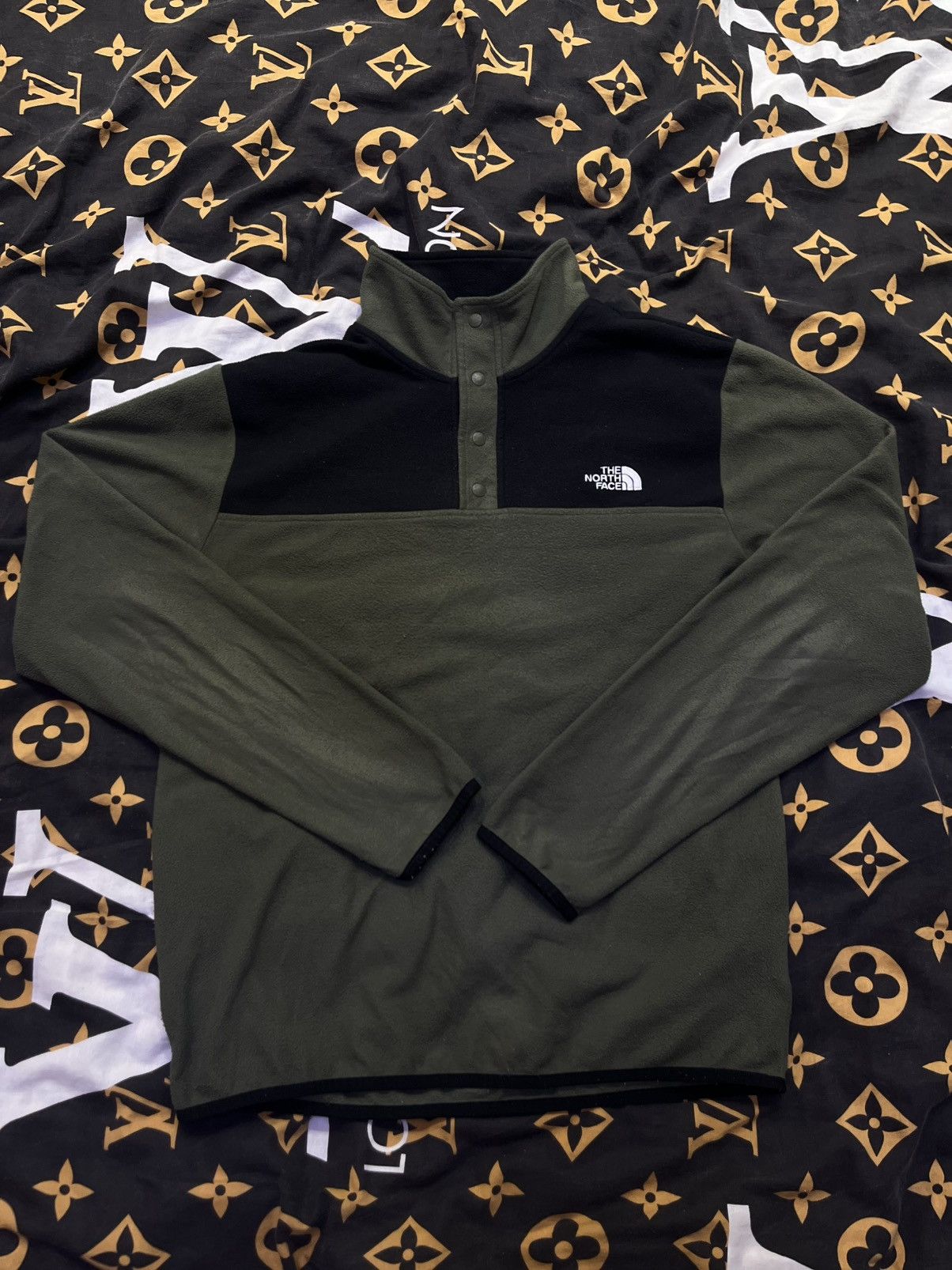 The North Face 🔥A quality sweatshirt for going outside Size US M / EU 48-50 / 2 - 1 Thumbnail