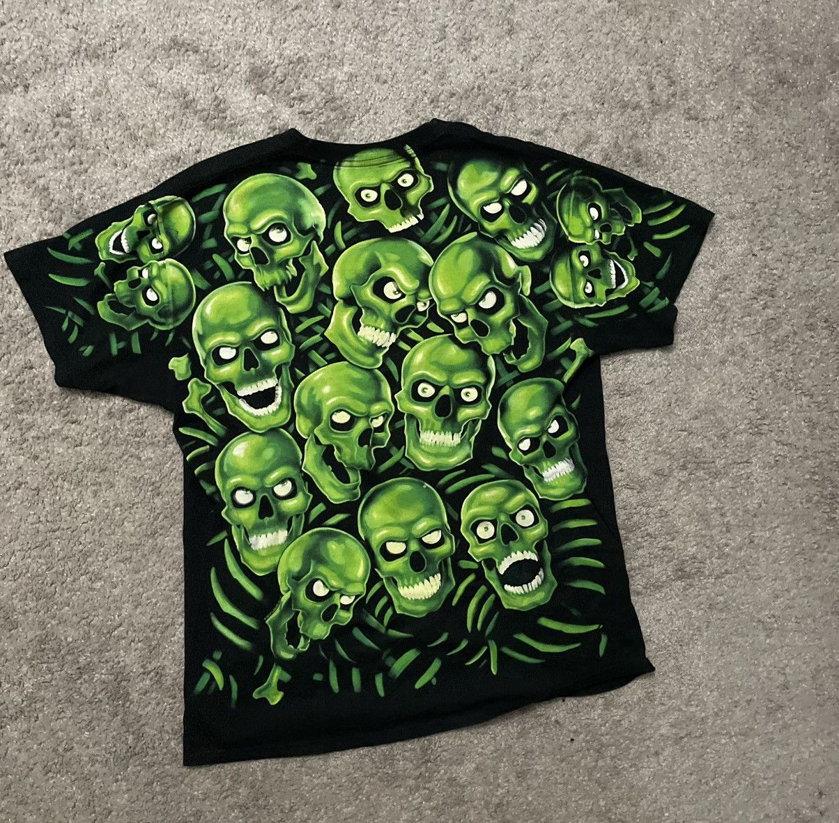 Liquid Blue × Vintage Skull Pile Tee Size US L / EU 52-54 / 3 - 2 Thumbnail