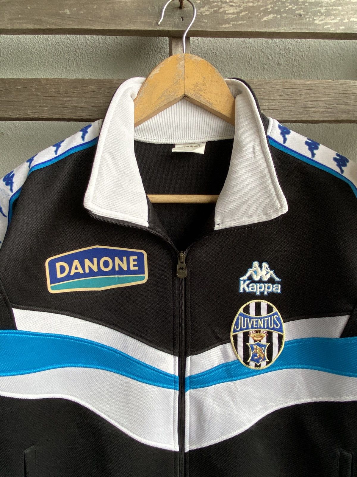Kappa vintage 90s Kappa Juventus Danone track jacket. Size US L / EU 52-54 / 3 - 5 Thumbnail
