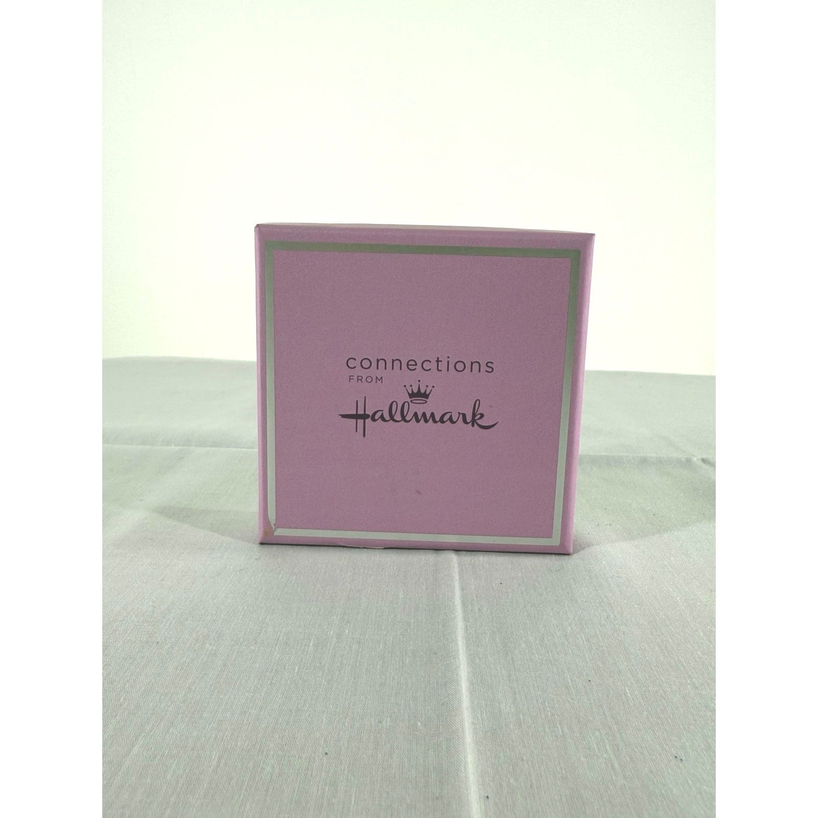 Other NWT Hallmark S/S “Sisters Share it All” Butterfly Pendant Size ONE SIZE - 5 Thumbnail