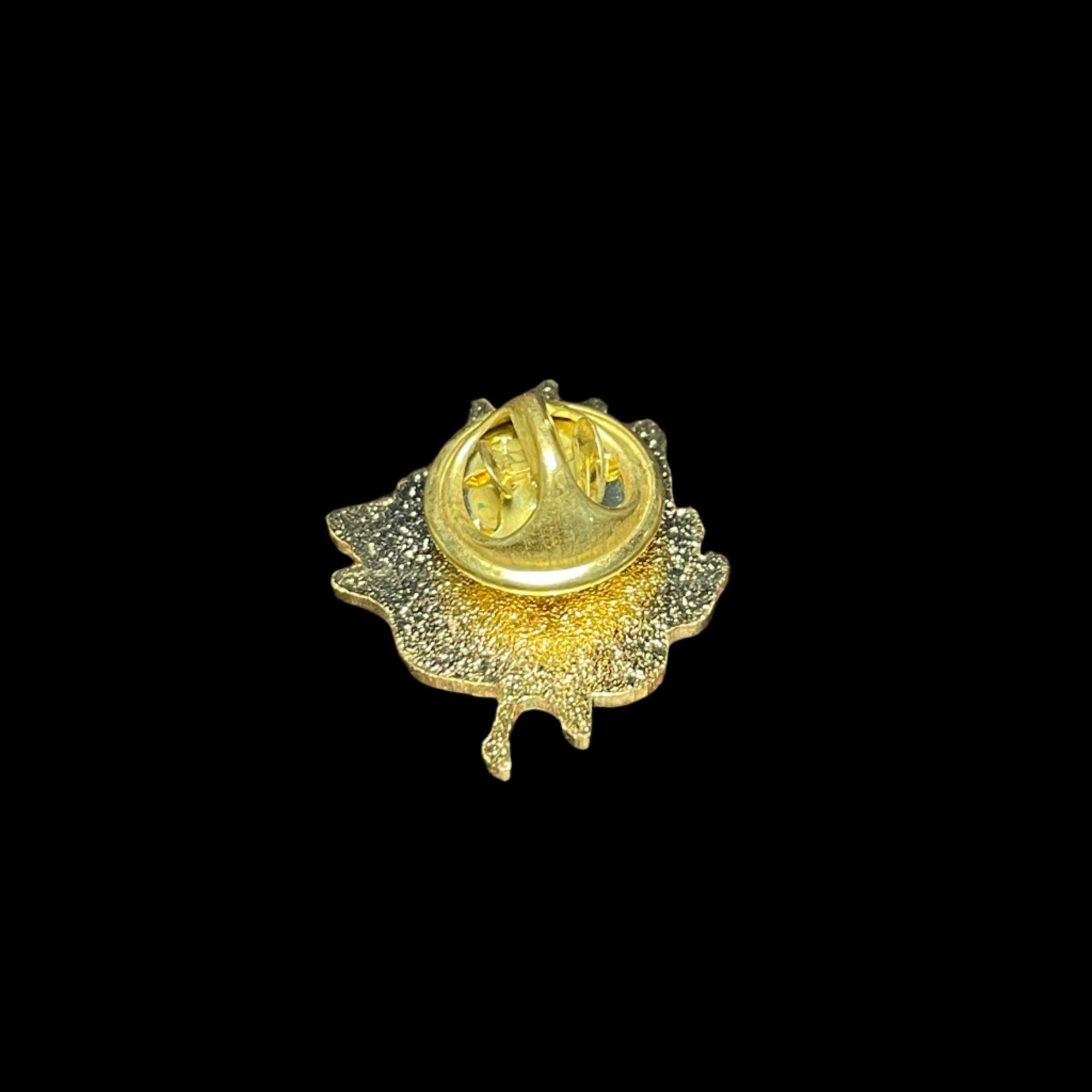 Vintage × White's Boots Magnolia White Flower Enamel Brooch Pin Vintage Size ONE SIZE - 3 Thumbnail