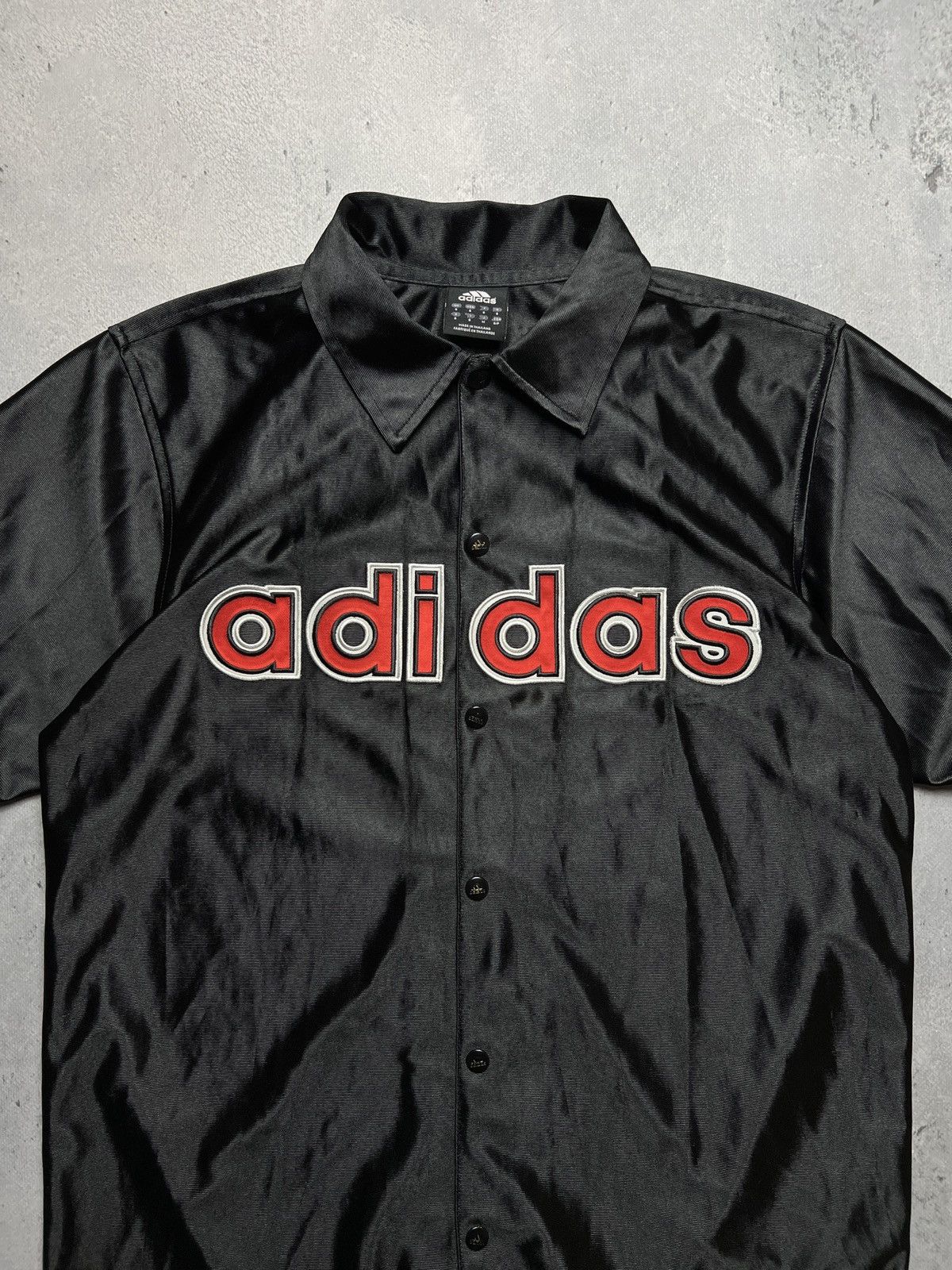 Adidas Adidas Vintage Botton Up Shirt Hype USA Jersey Tee 00s 90s Size US S / EU 44-46 / 1 - 9 Thumbnail