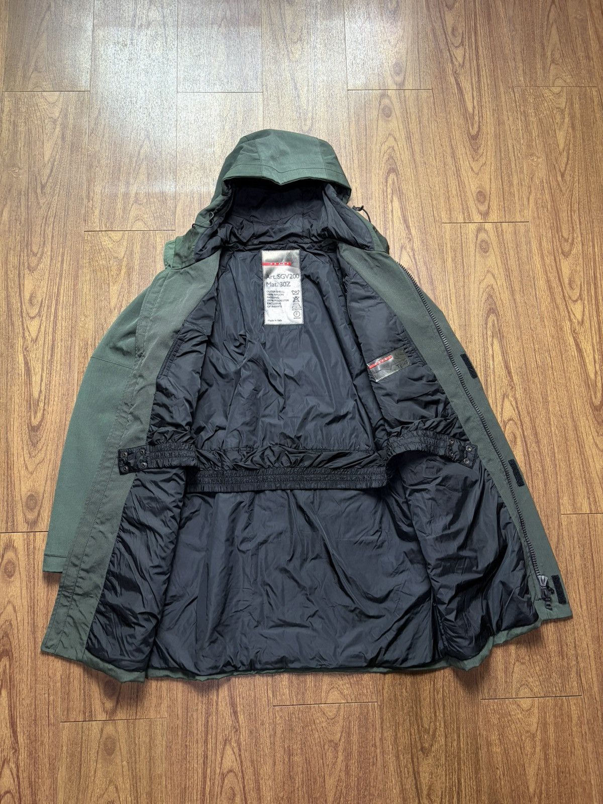 Prada FW00 Prada Sport Big Logo Nylon Padded Ski Coat Jacket Size US M / EU 48-50 / 2 - 6 Thumbnail