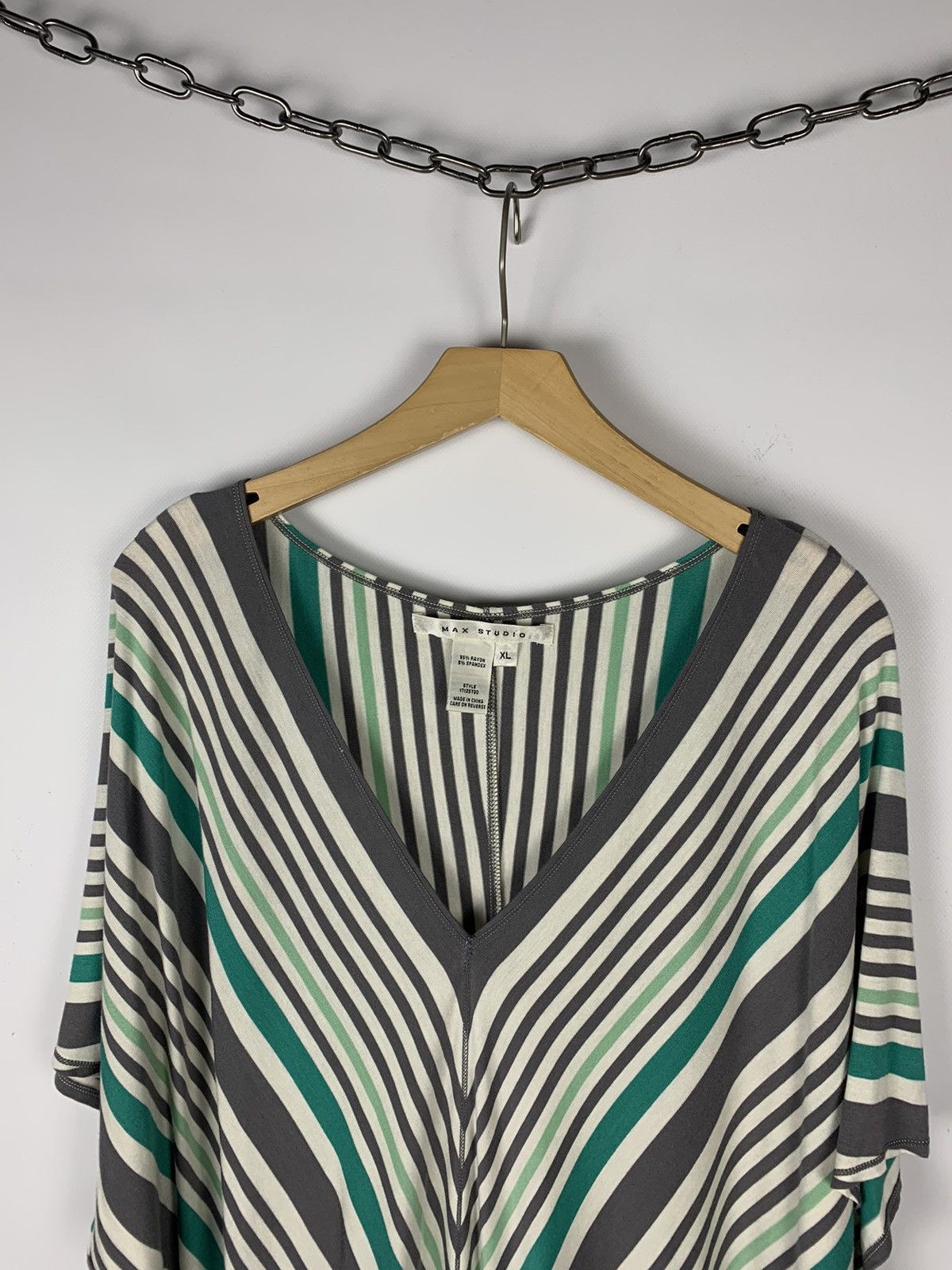 Max Mara Max Mara Studio Striped T-Shirt V-Neck Size XL Women’s Size XL / US 12-14 / IT 48-50 - 3 Thumbnail