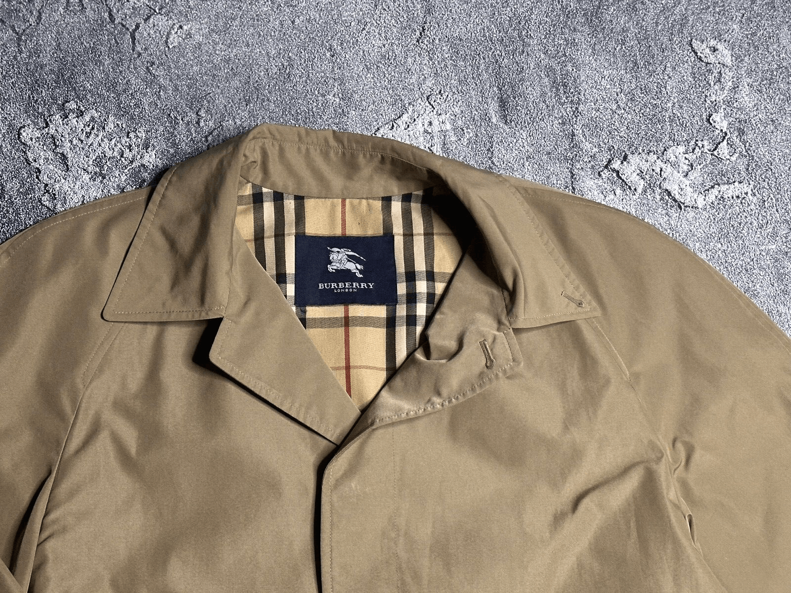 Burberry Burberry men's light coat Size US L / EU 52-54 / 3 - 3 Thumbnail