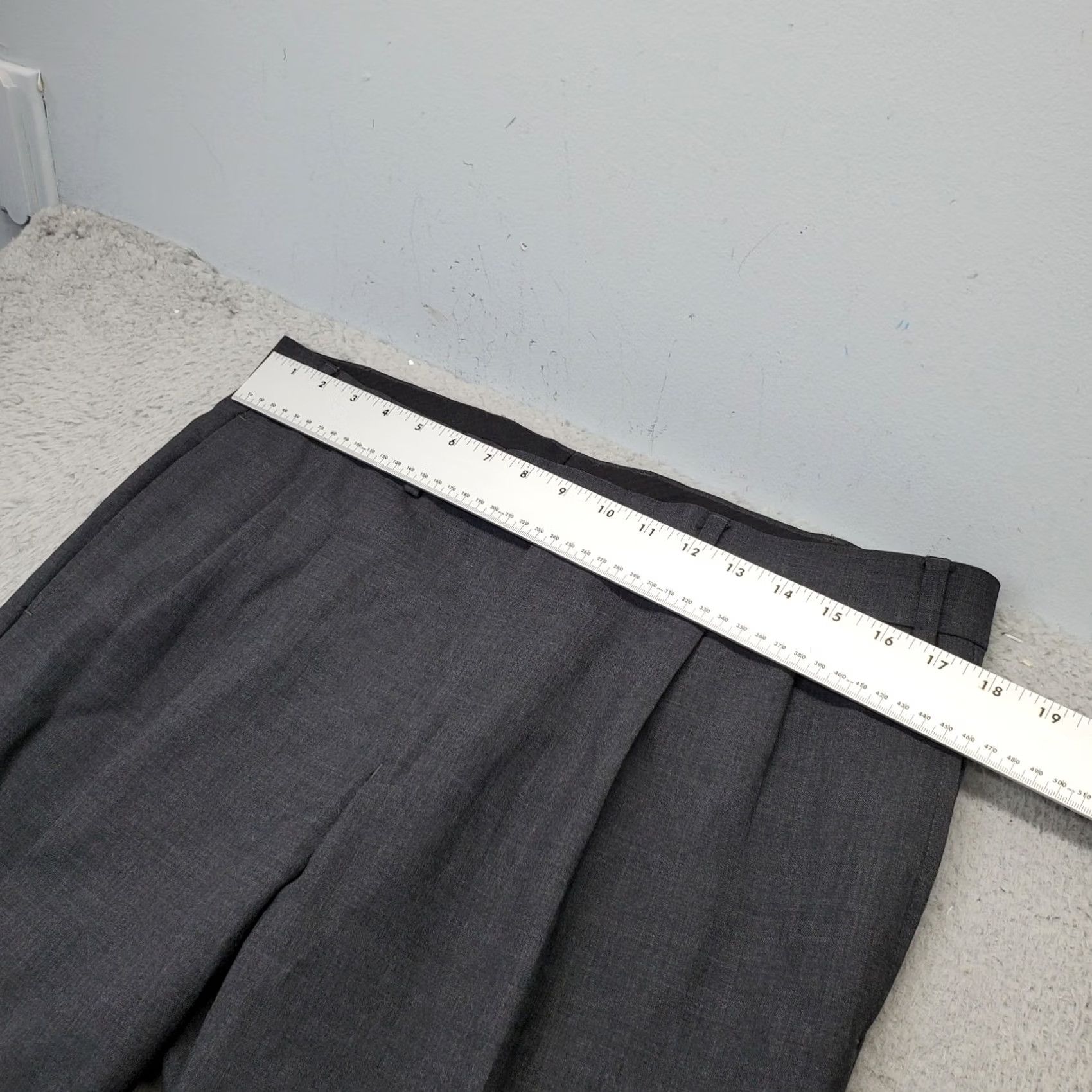 Ralph Lauren Lauren Ralph Lauren Mens Dress Pants 35 Charcoal Gray Regular Inseam 30.5 Formal Total Comfort Size US 35 - 2 Thumbnail