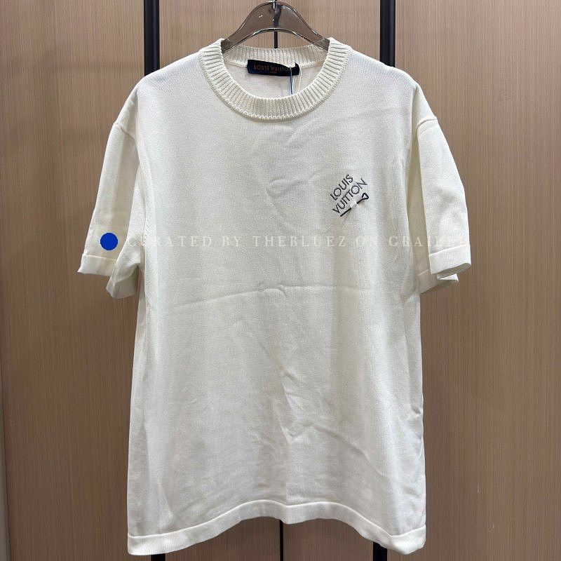 Louis Vuitton Logo Embroidered T-Shirt in White Size US S / EU 44-46 / 1 - 1 Thumbnail