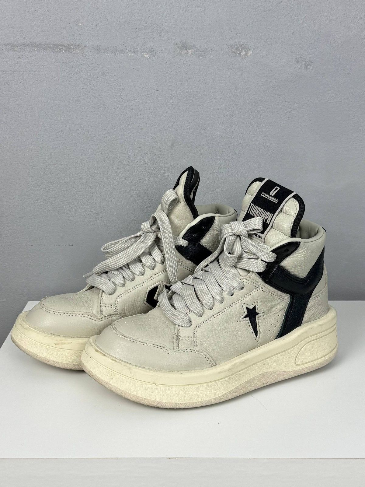 Converse × Rick Owens Drkshdw Rick Owens x Converse DRKSHDW TURBOWPN Mid Size US 7 / IT 37 - 3 Thumbnail