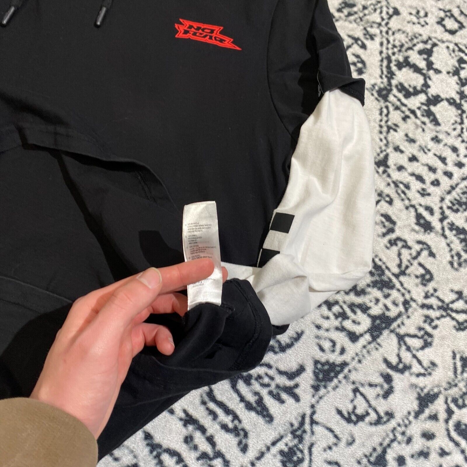 No Fear × Vintage Vintage No Fear White Black Cotton Hoodie Size S Sk8 Y2k Size US S / EU 44-46 / 1 - 7 Thumbnail