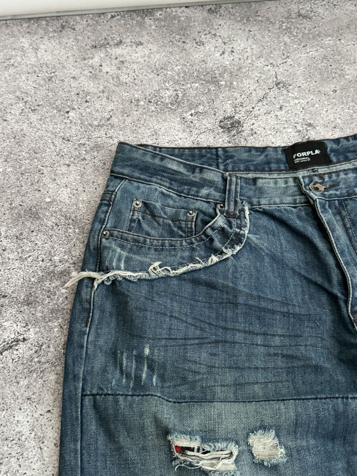 Vintage Vintage Y2K distressed Diesel style baggy pants Size US 34 / EU 50 - 7 Thumbnail