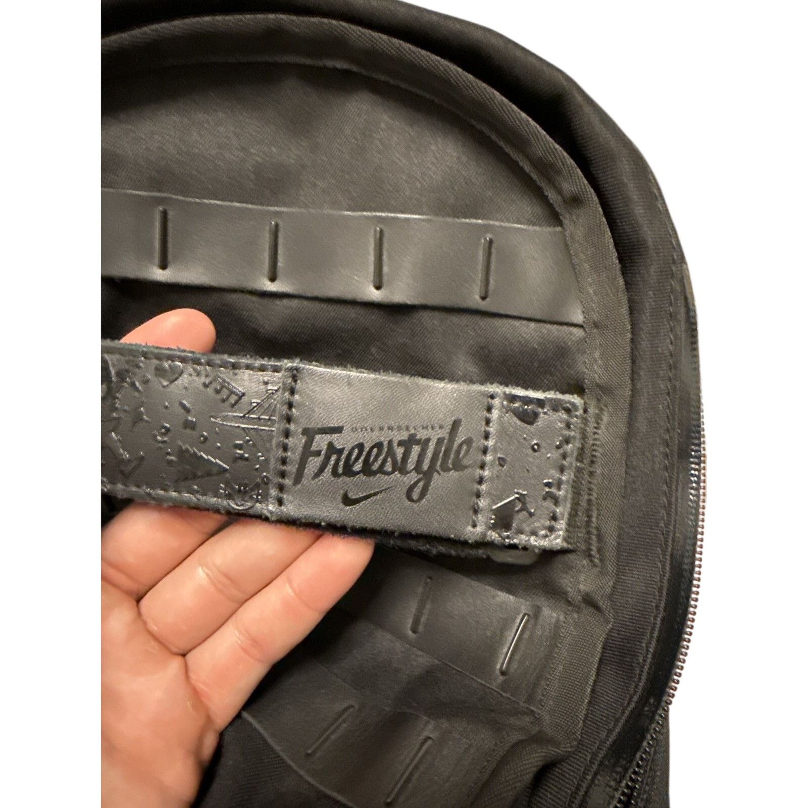 Nike Rare Nike SB Doernbecher Freestyle Unstoppable Backpack Size ONE SIZE - 8 Thumbnail