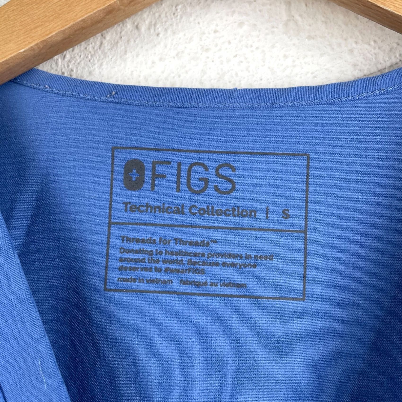 Vintage FIGS Technical Collection Blue Scrub Top Womens Size S Double Pocket Shirt Womens Blue Scrub Top Size S / US 4 / IT 40 - 6 Thumbnail