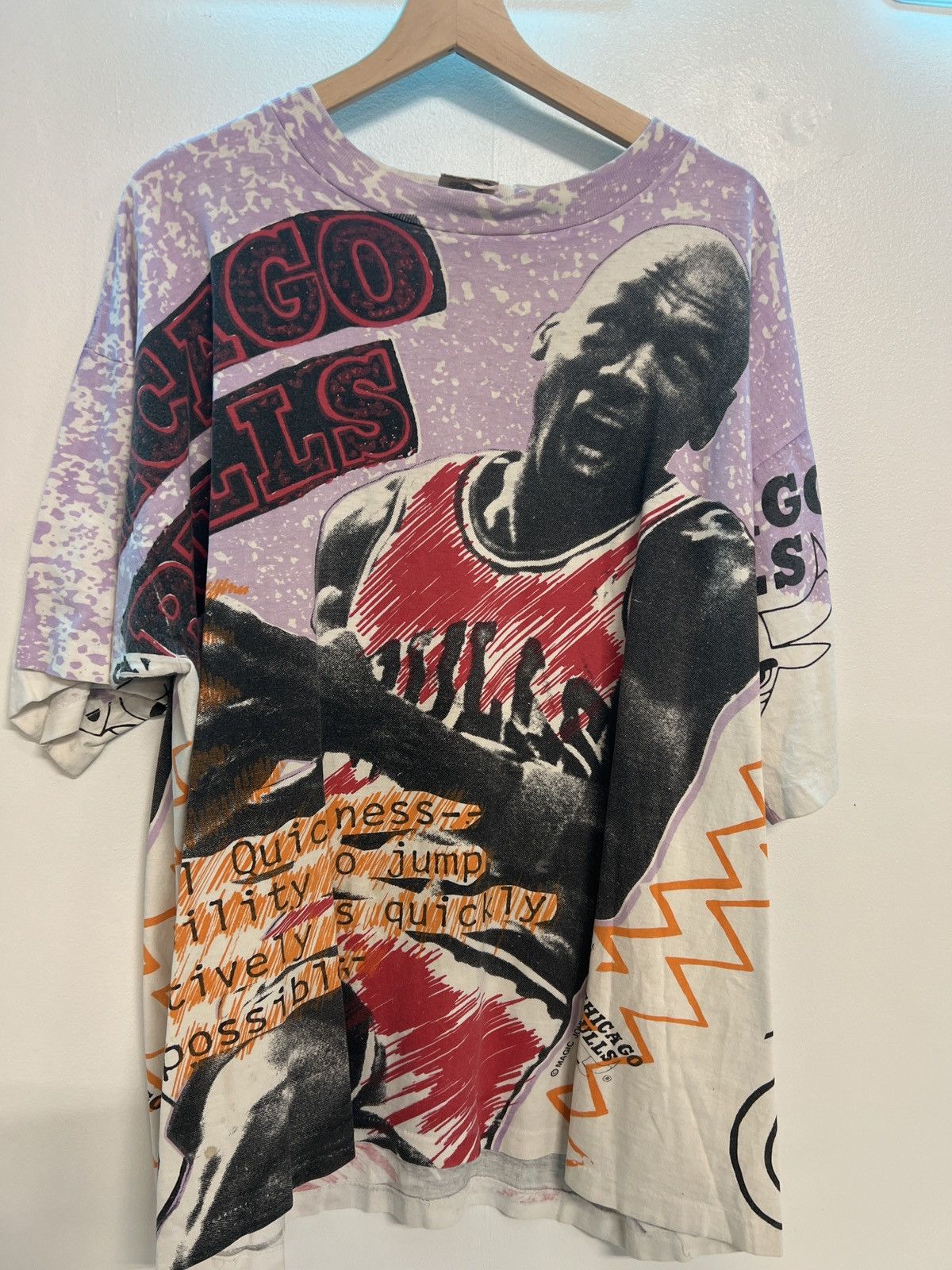 image of Vintage Bulls Tee in Red, Men's (Size XL)