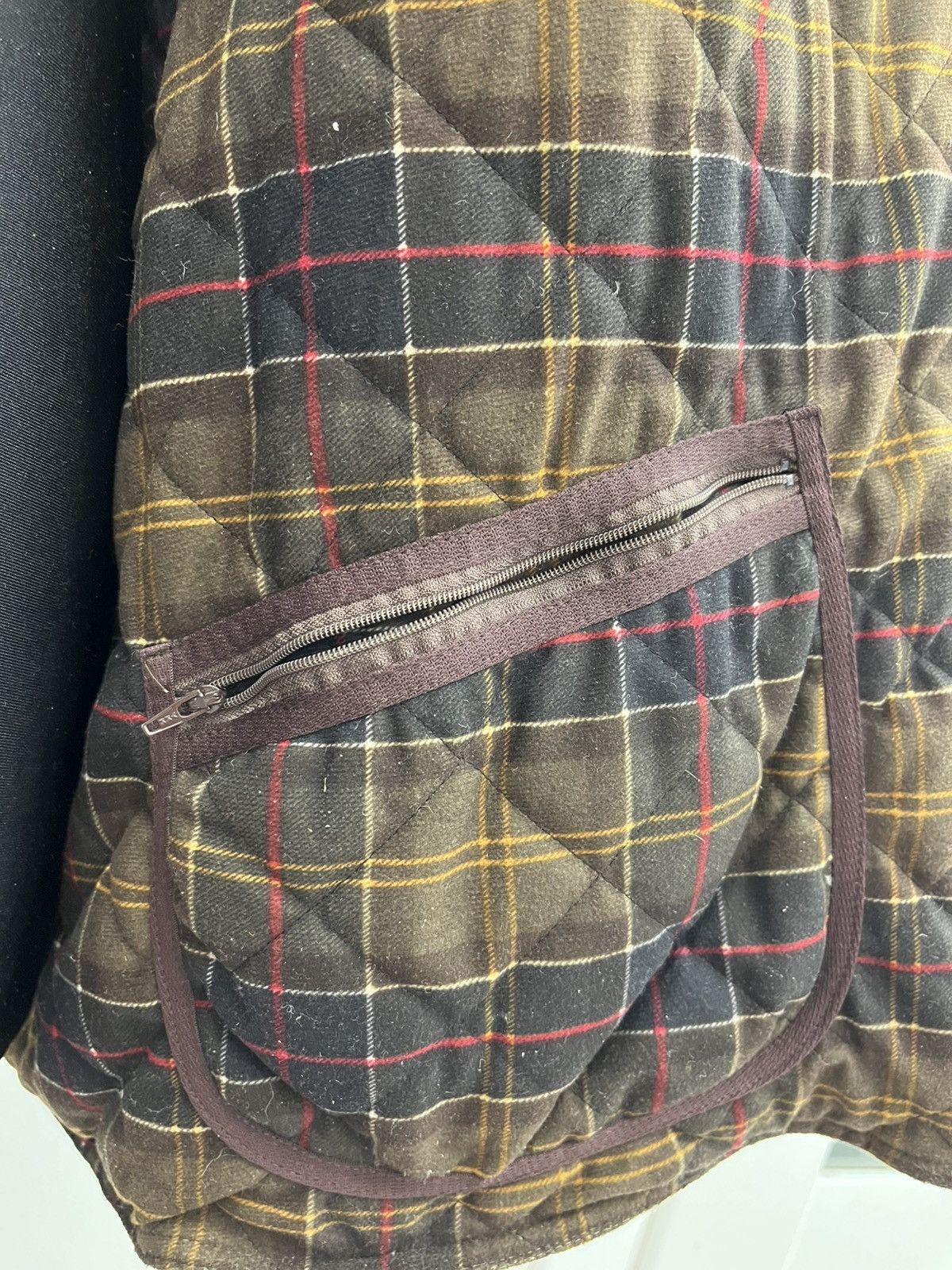 Barbour Vintage Barbour D5 Endurance Waterproof Quilt Heavy Jacket Size US XL / EU 56 / 4 - 18 Thumbnail