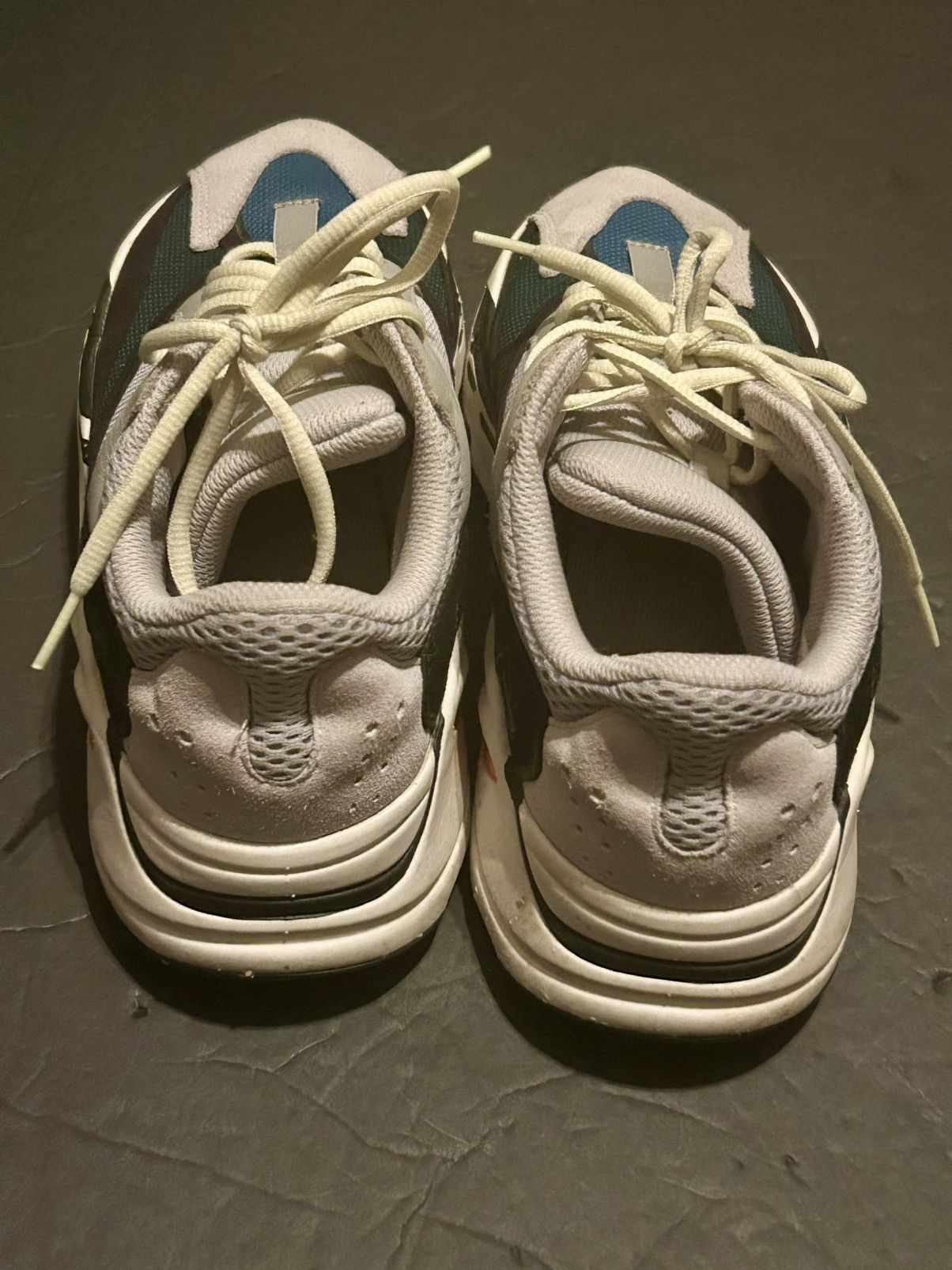 Adidas Yeezy Boost 700 wave runner Size US 8 / EU 41 - 7 Thumbnail