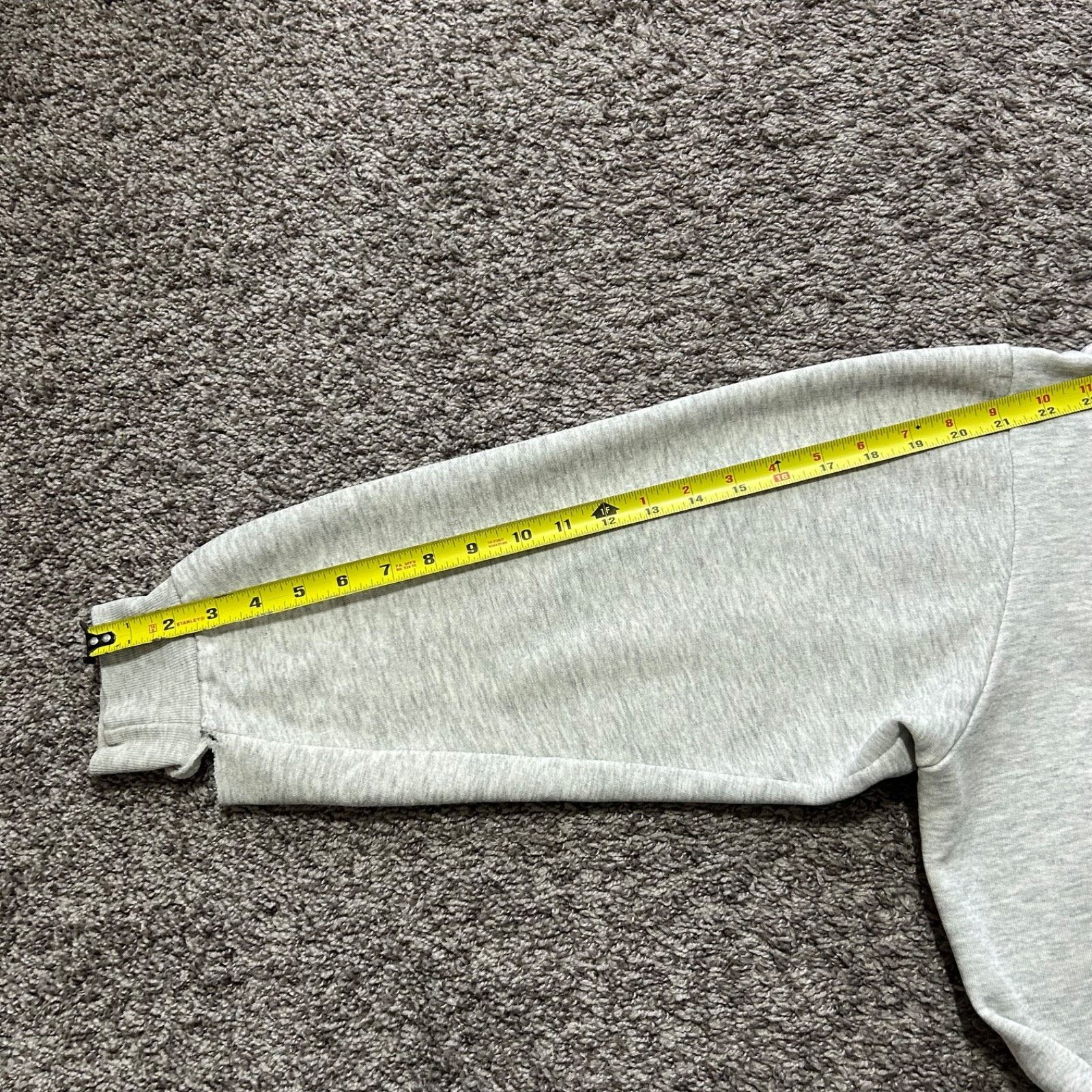 Vintage Vintage Thrashed Sweatshirt Henley Pullover Crewneck 80s 90s Size ONE SIZE - 7 Thumbnail