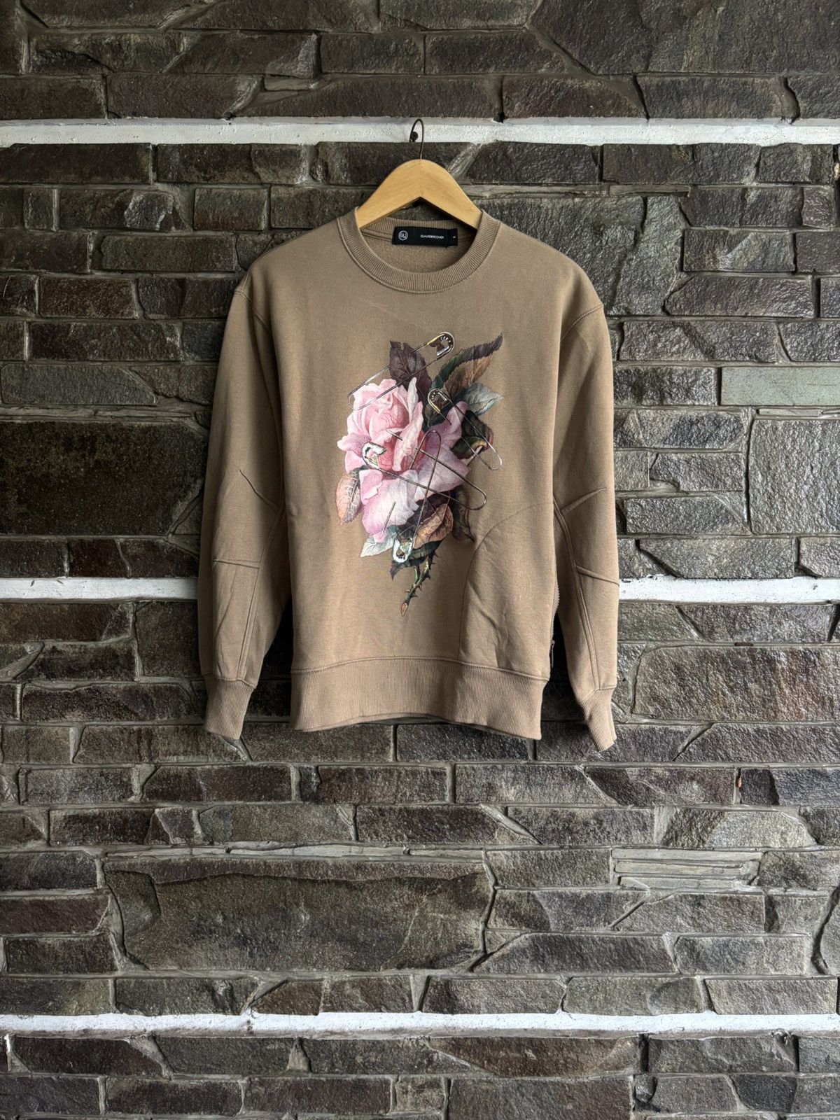 Undercover GU x Undercover Jun Takahashi Freedom Crewneck Size US S / EU 44-46 / 1 - 1 Thumbnail