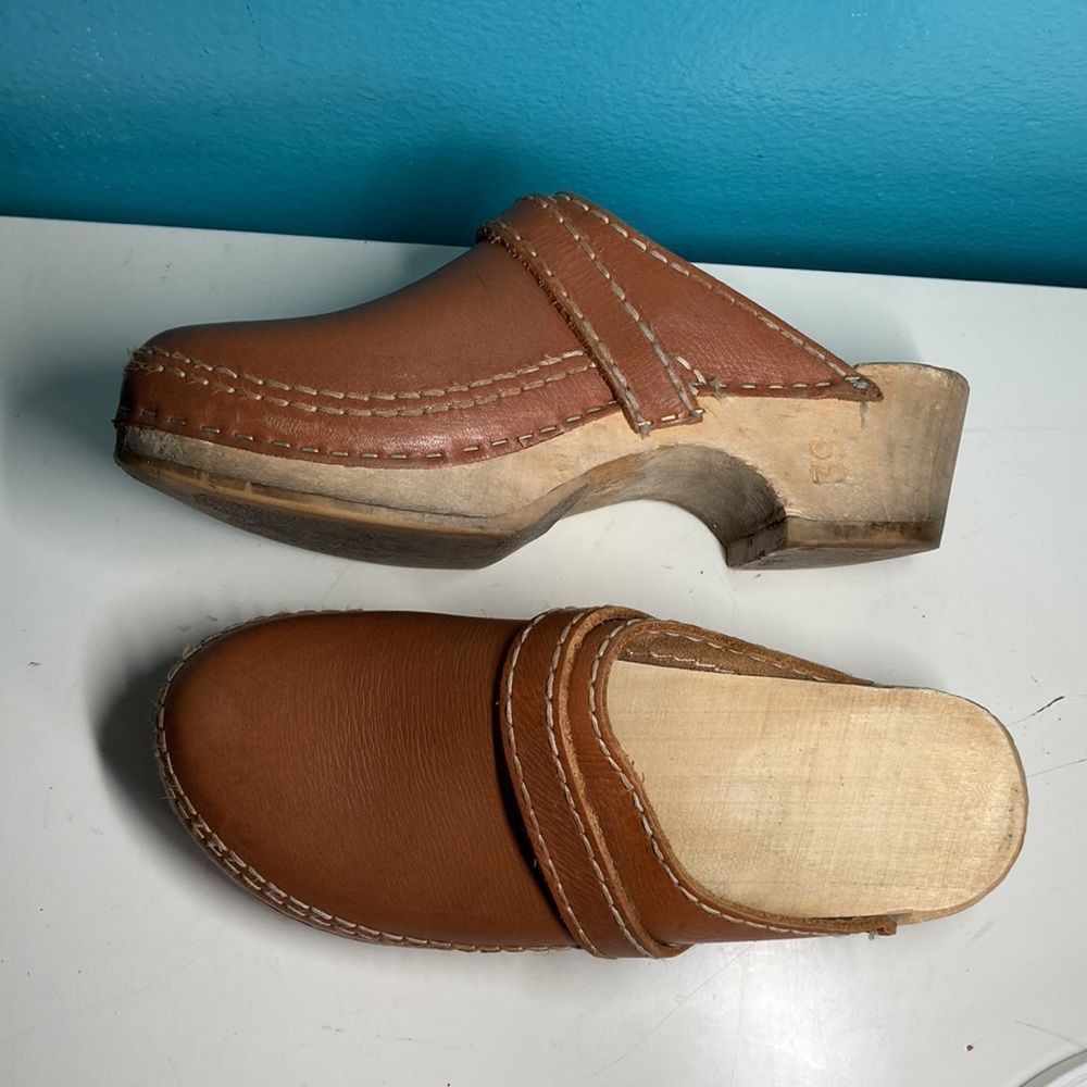 Aero Leathers Gevavi Wood & Leather Clogs Size 39- 8.5 US Size US 8.5 / IT 38.5 - 13 Thumbnail