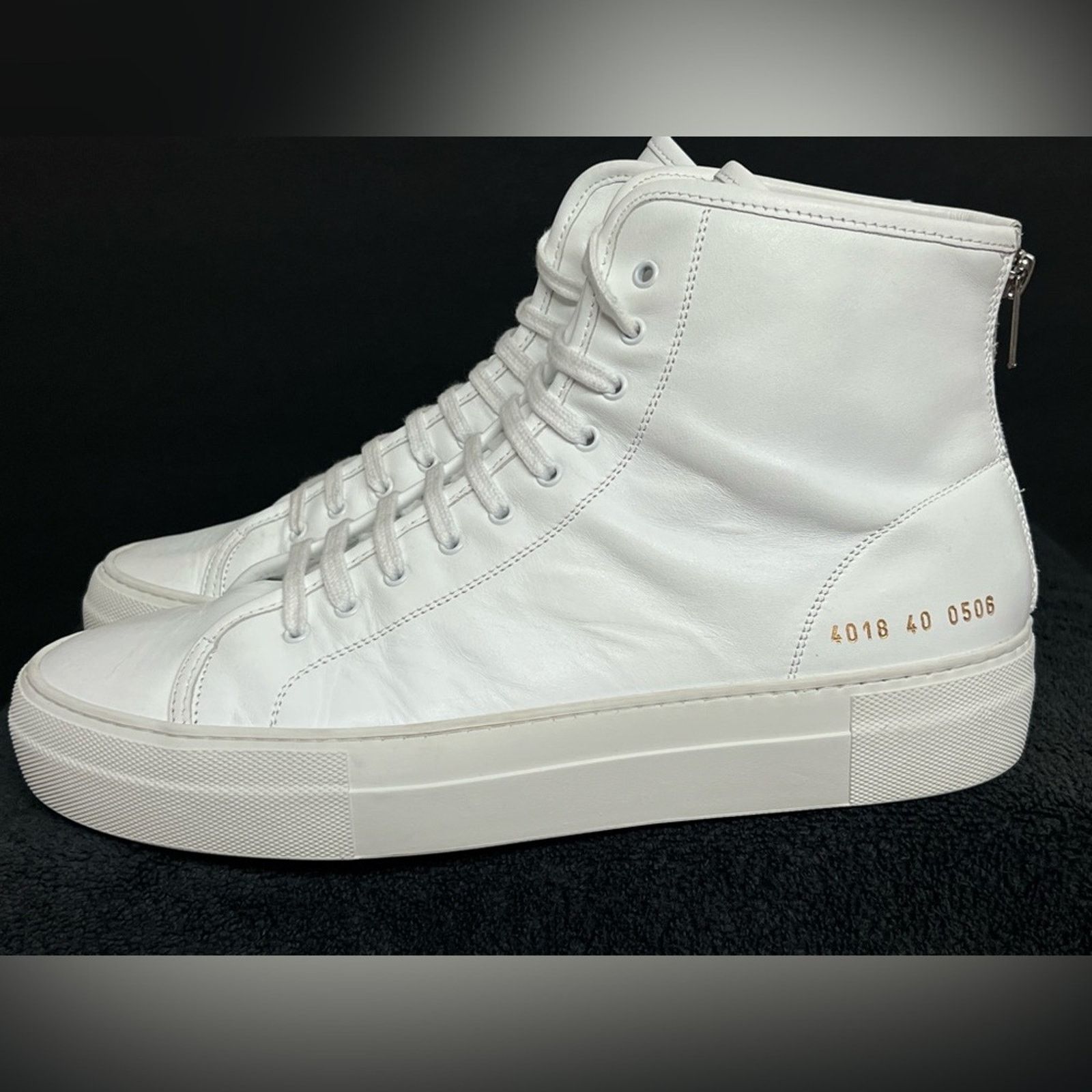 Common Projects Common Projects Woman Leather Tournament High Eu 40 US 10.5 Size US 10.5 / IT 40.5 - 1 Thumbnail