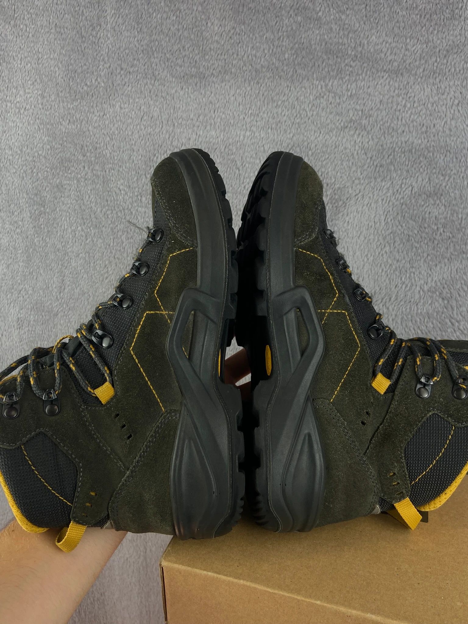LOWA Lowa trekking boots khaki outdoor hiking goretex premium Size US 5 / EU 37 - 10 Thumbnail