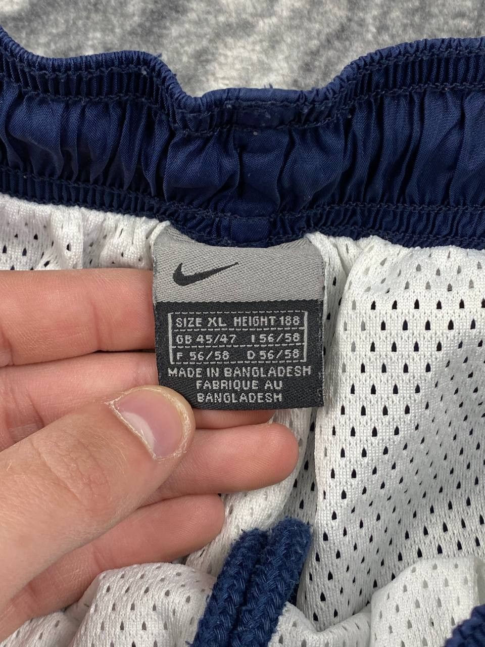 Nike Vintage Nike Tracksuit Jacket And Pants Striped Swoosh 00s Size US XL / EU 56 / 4 - 15 Thumbnail