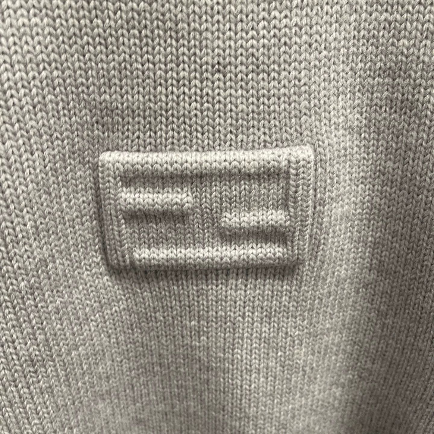 Fendi Fendi Gray Embossed Double F Logo Knit Sweater 48 Size US M / EU 48-50 / 2 - 4 Thumbnail