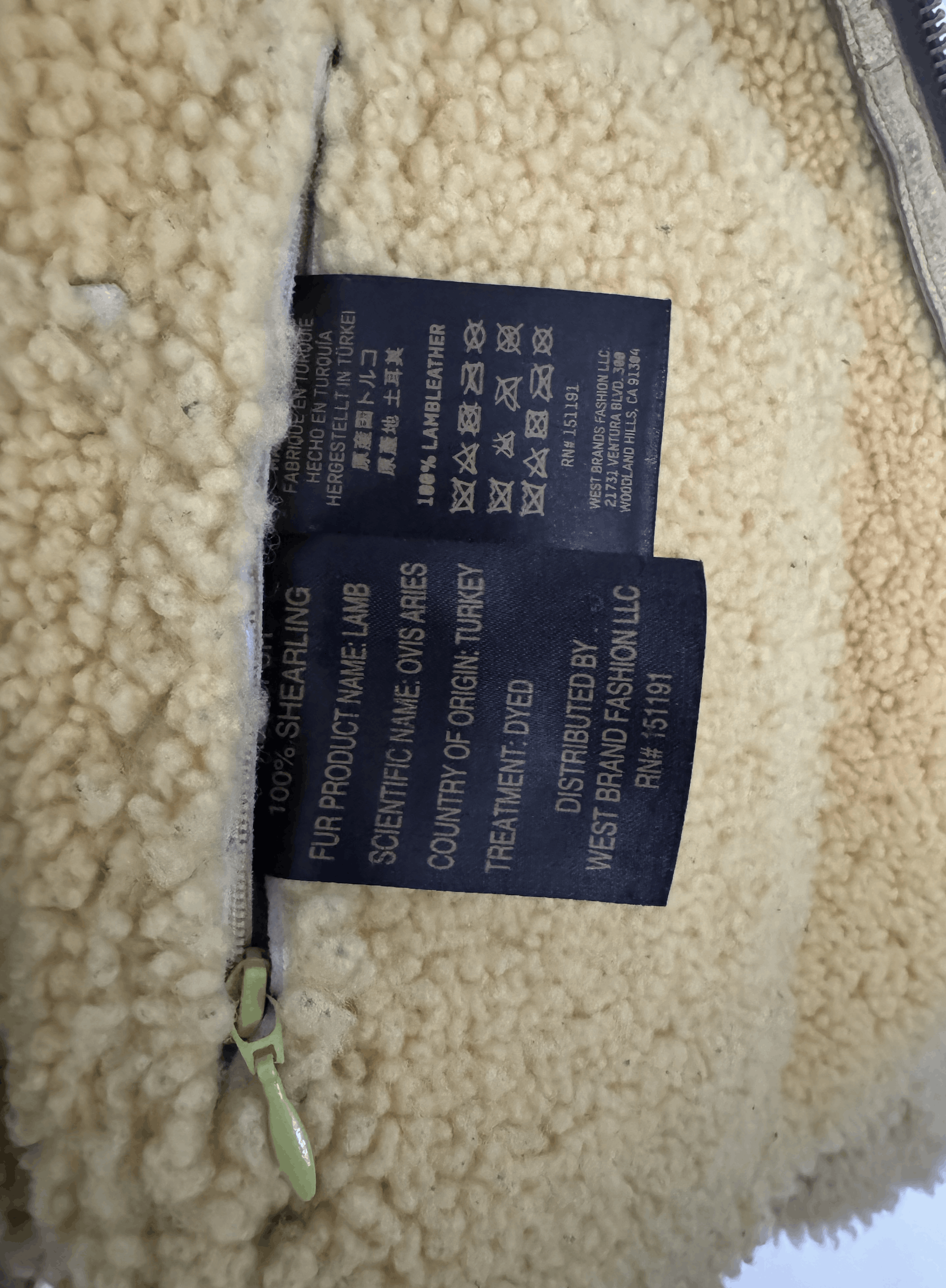 Yeezy Yeezy Sheep shell coat Jacket winter season Size US S / EU 44-46 / 1 - 5 Thumbnail