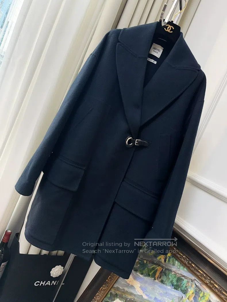 Hermes Hermes Navy Blue Silver Buckle Cashmere Coat Size XS / US 0-2 / IT 36-38 - 1 Thumbnail