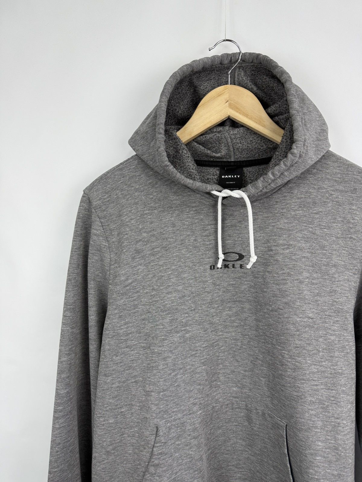 Oakley 🇺🇸 Vintage Y2K Oakley Outdoor Hoodie Rare Retro Hype Size US L / EU 52-54 / 3 - 2 Thumbnail